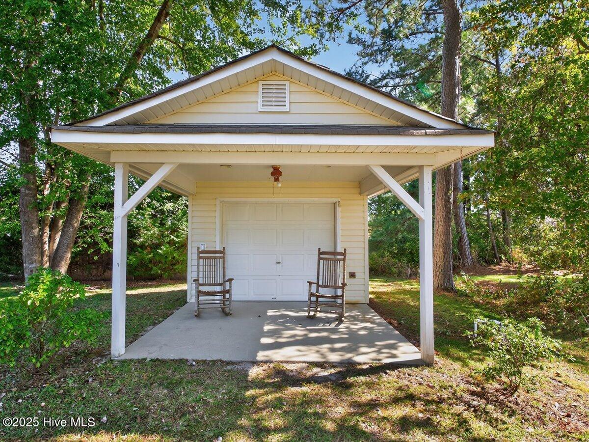 100537242 | Photo 39