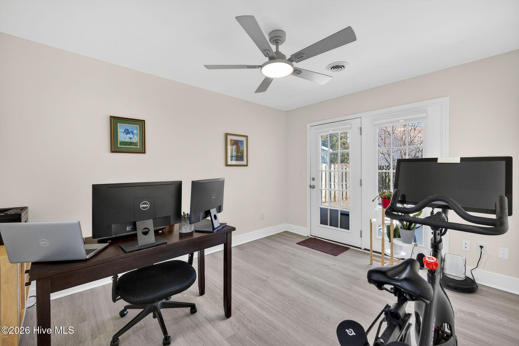 100551856 | Photo 28