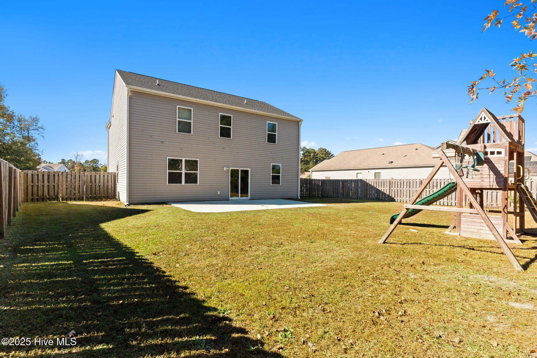 100538631 | Photo 28