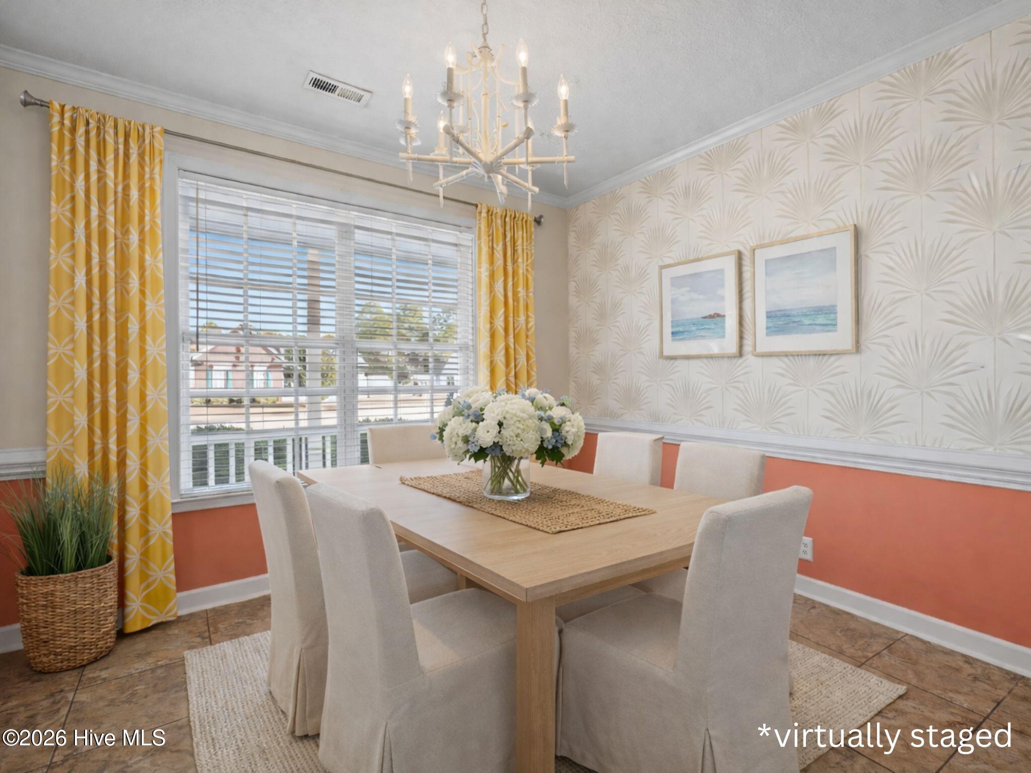 100549557 | Photo 16