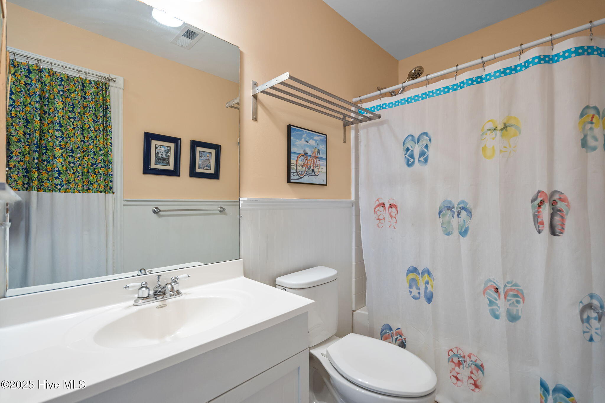 100541907 | Photo 45