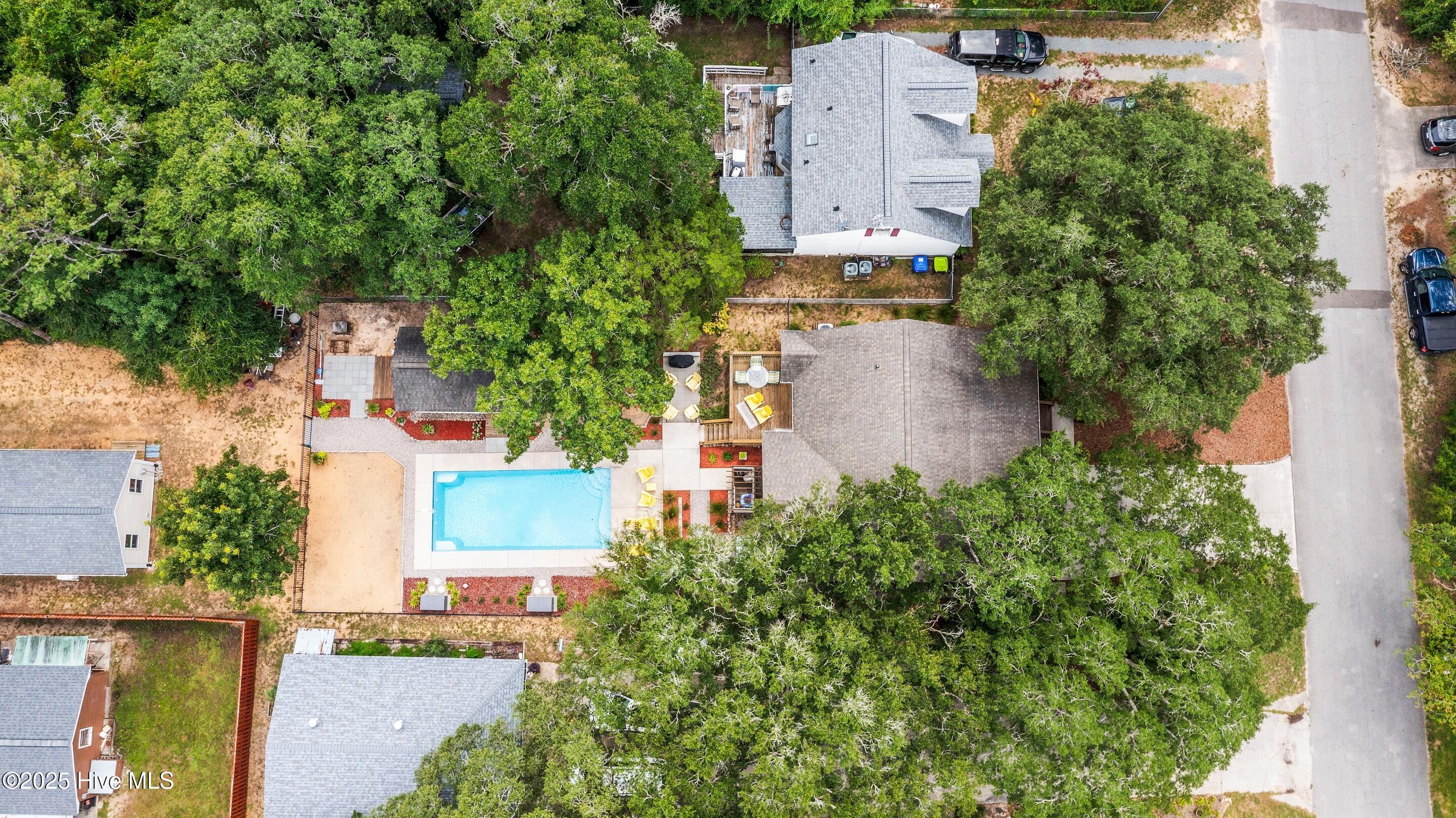 100526521 | Photo 72