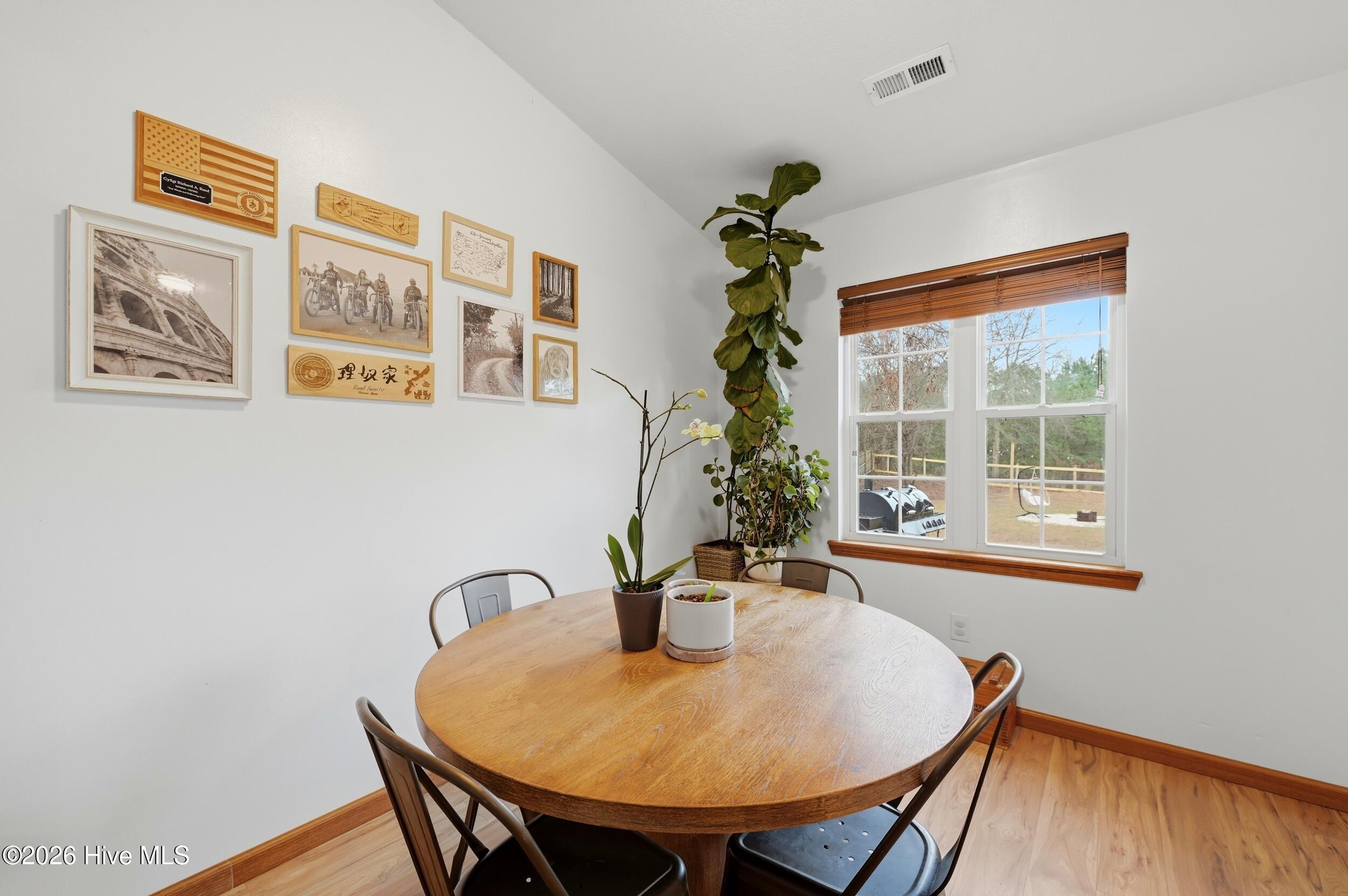 100557508 | Photo 10