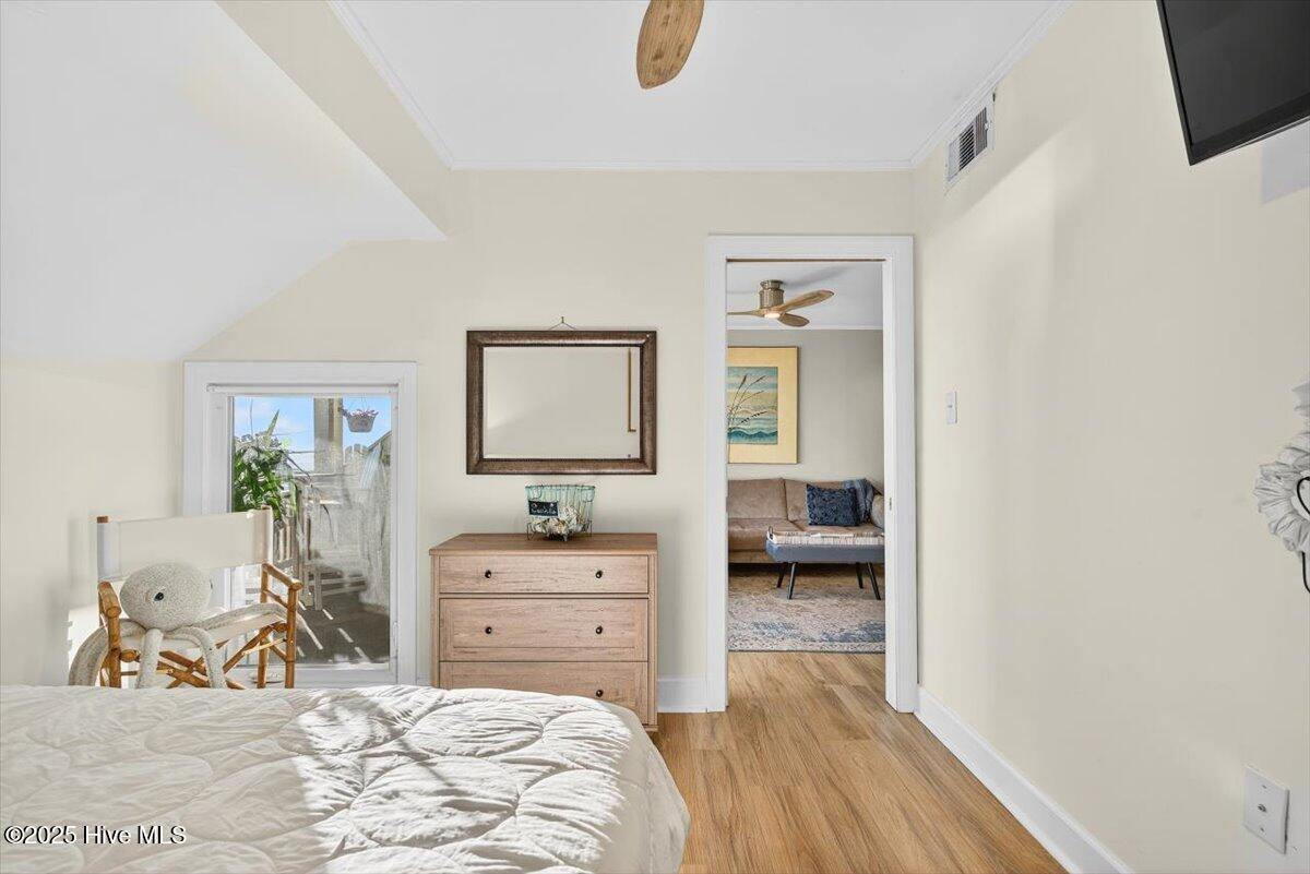 100537947 | Photo 25