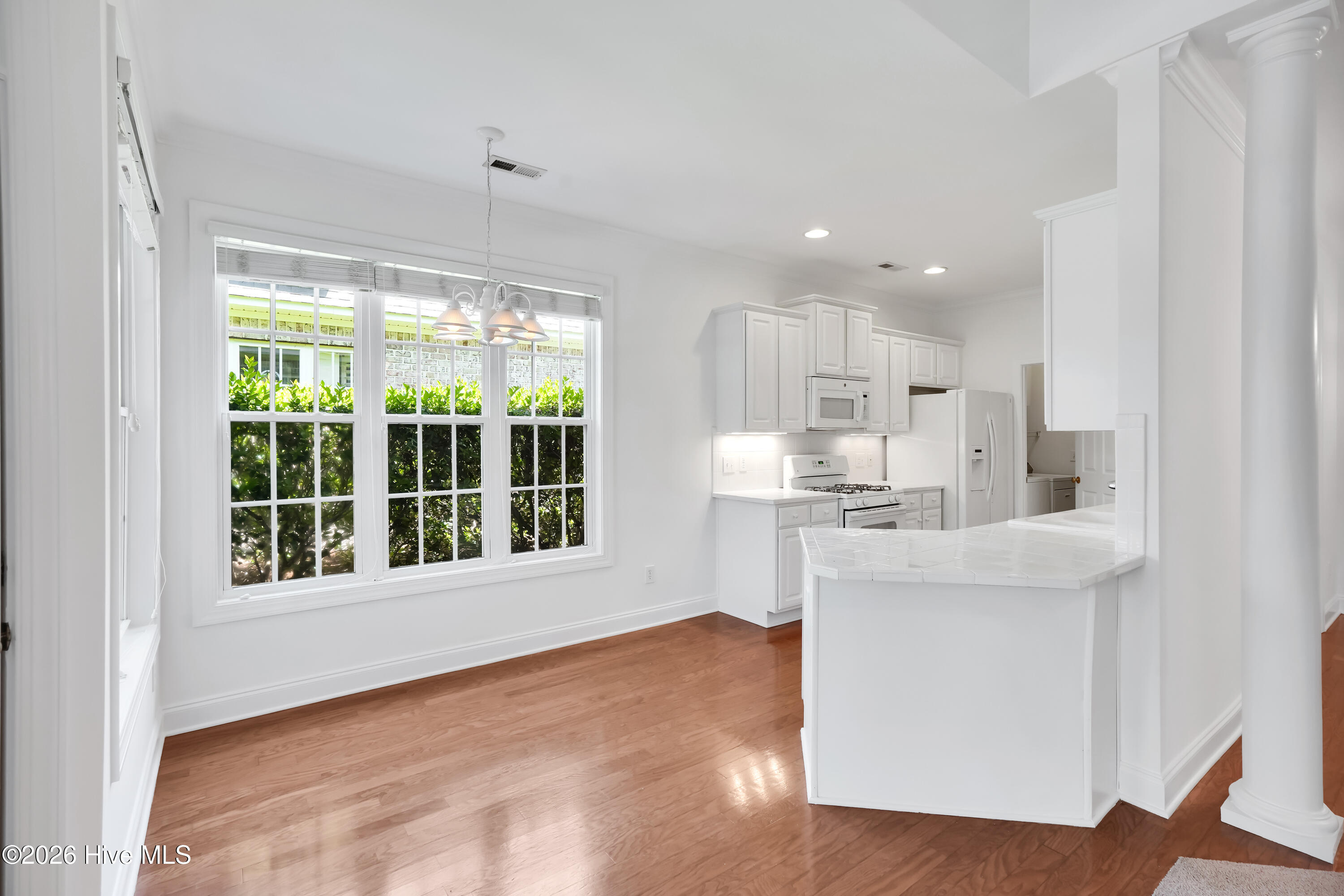 100554924 | Photo 10