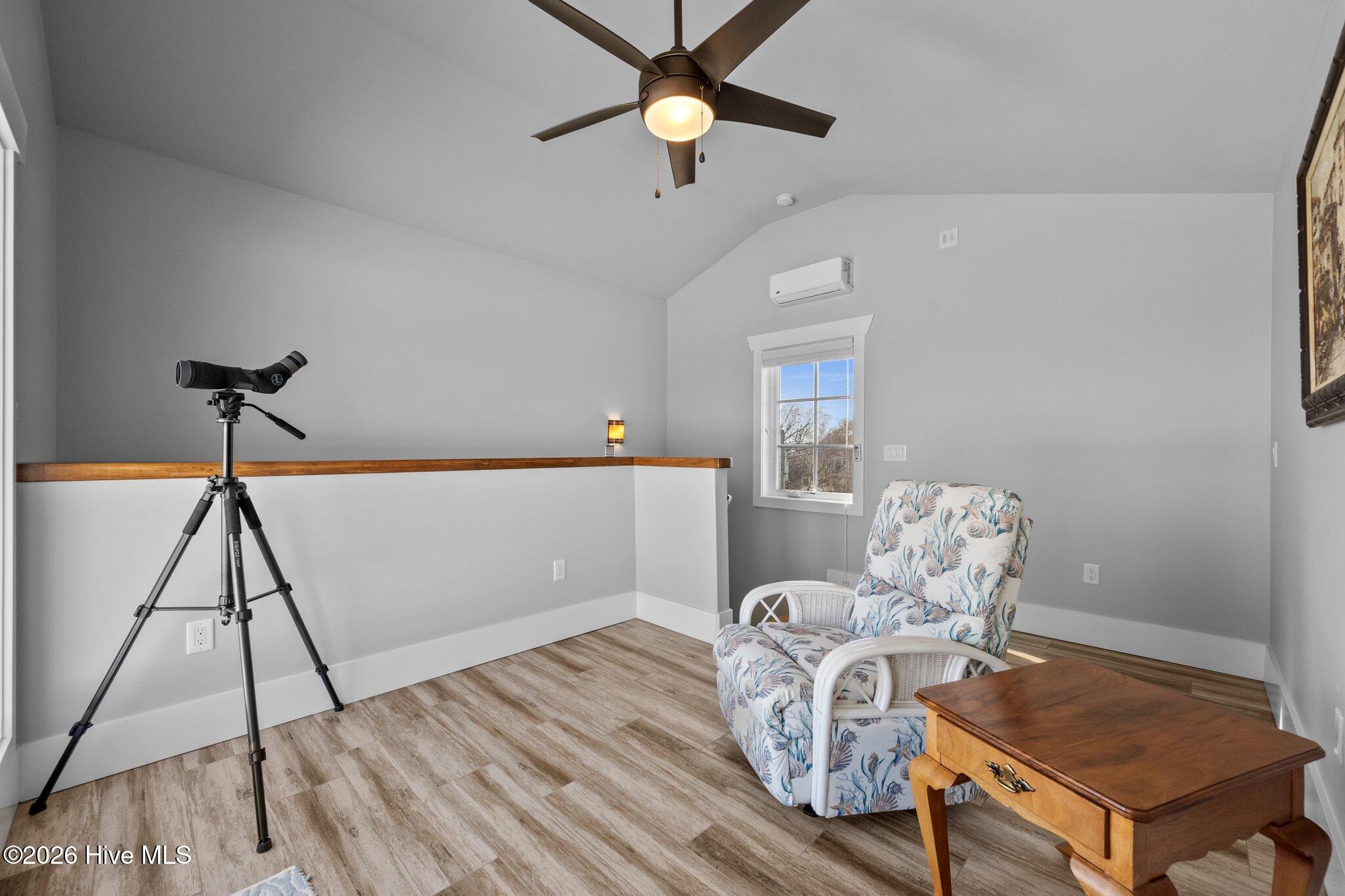 100549551 | Photo 46