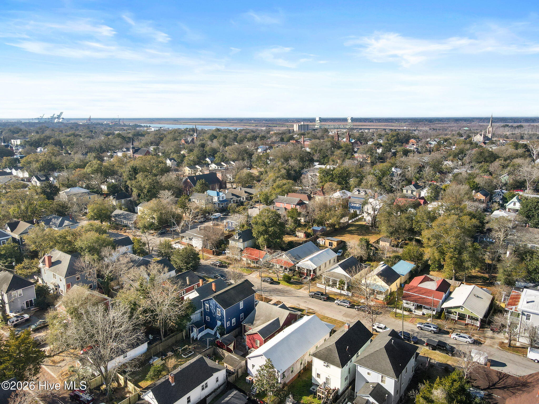 100550239 | Photo 44