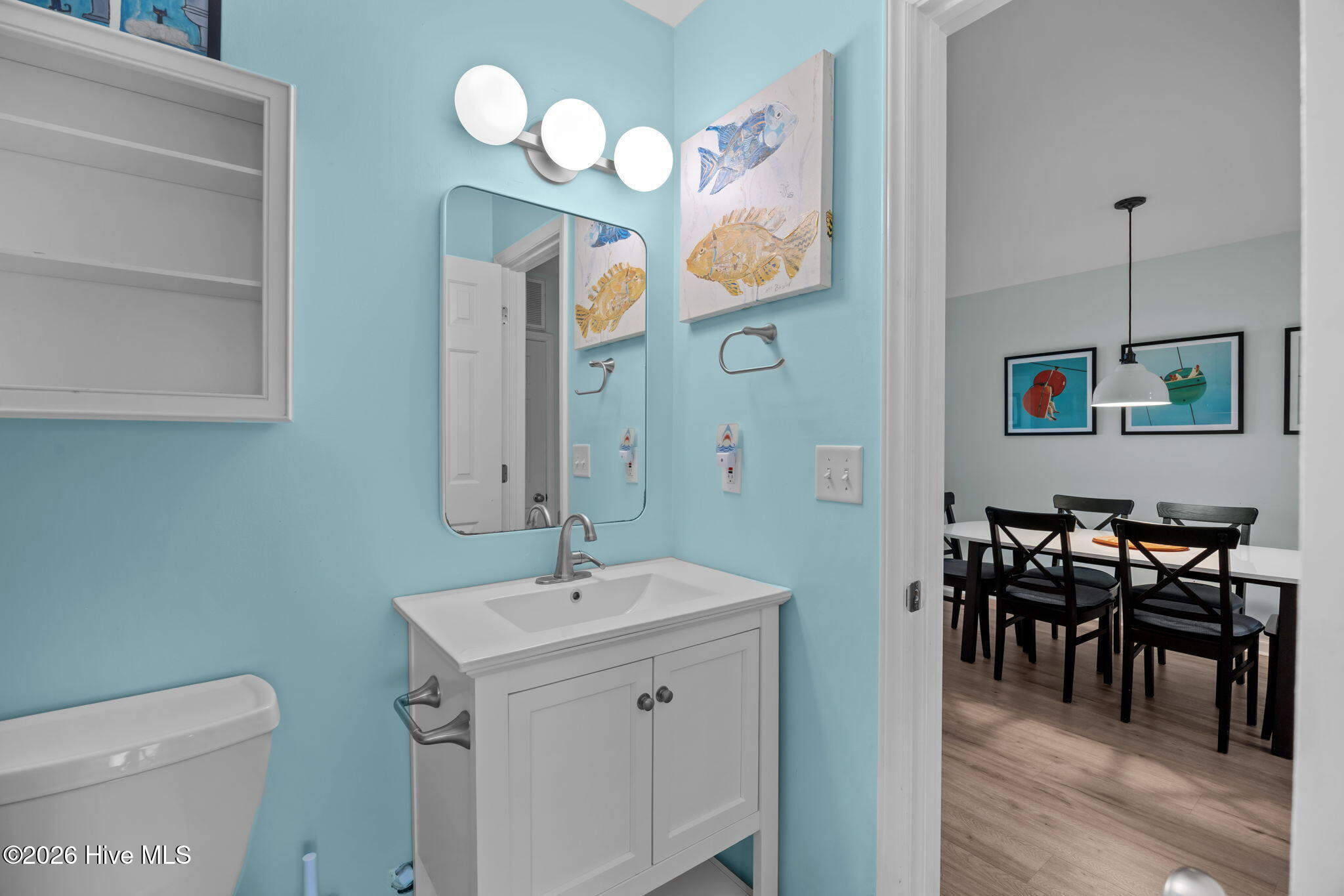 100551117 | Photo 21