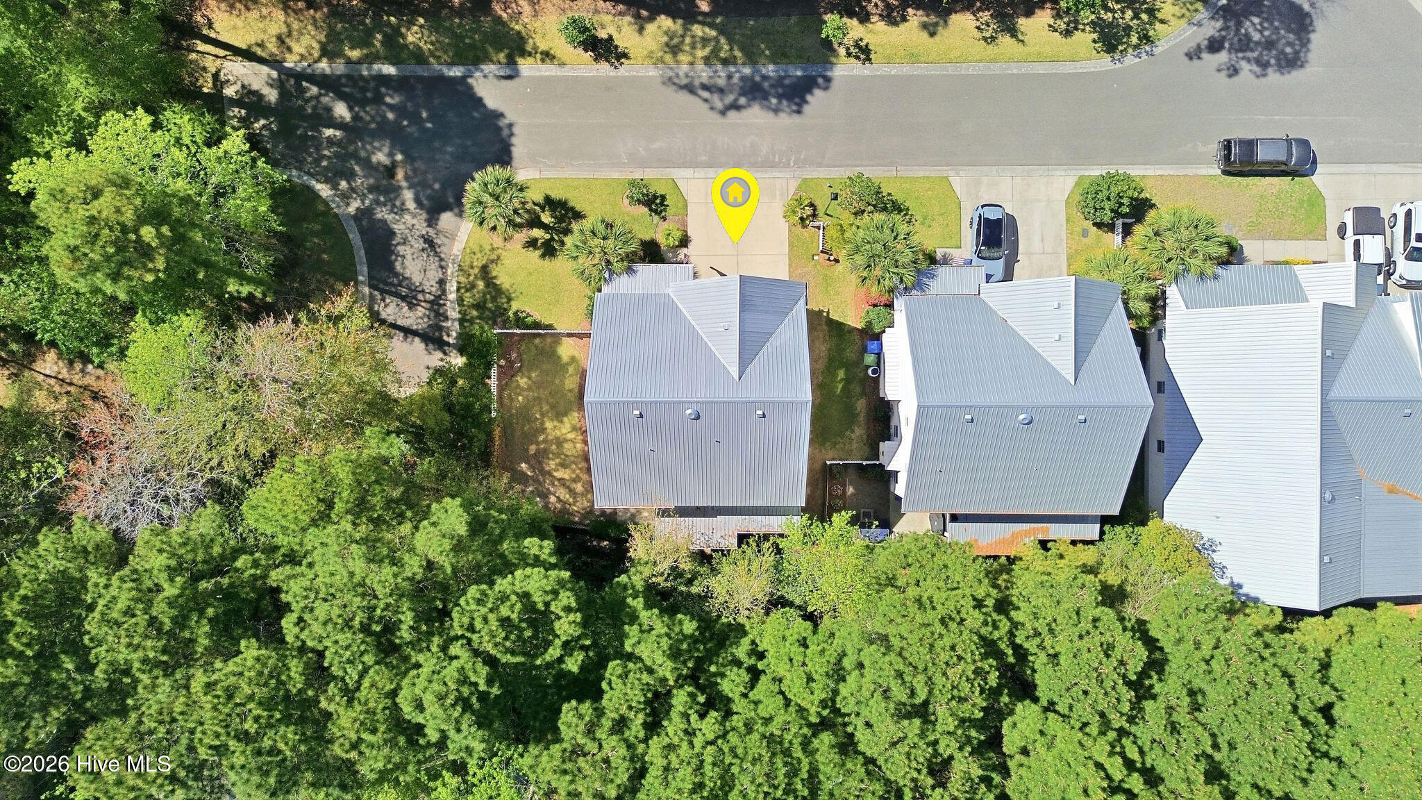 100565220 | Photo 65