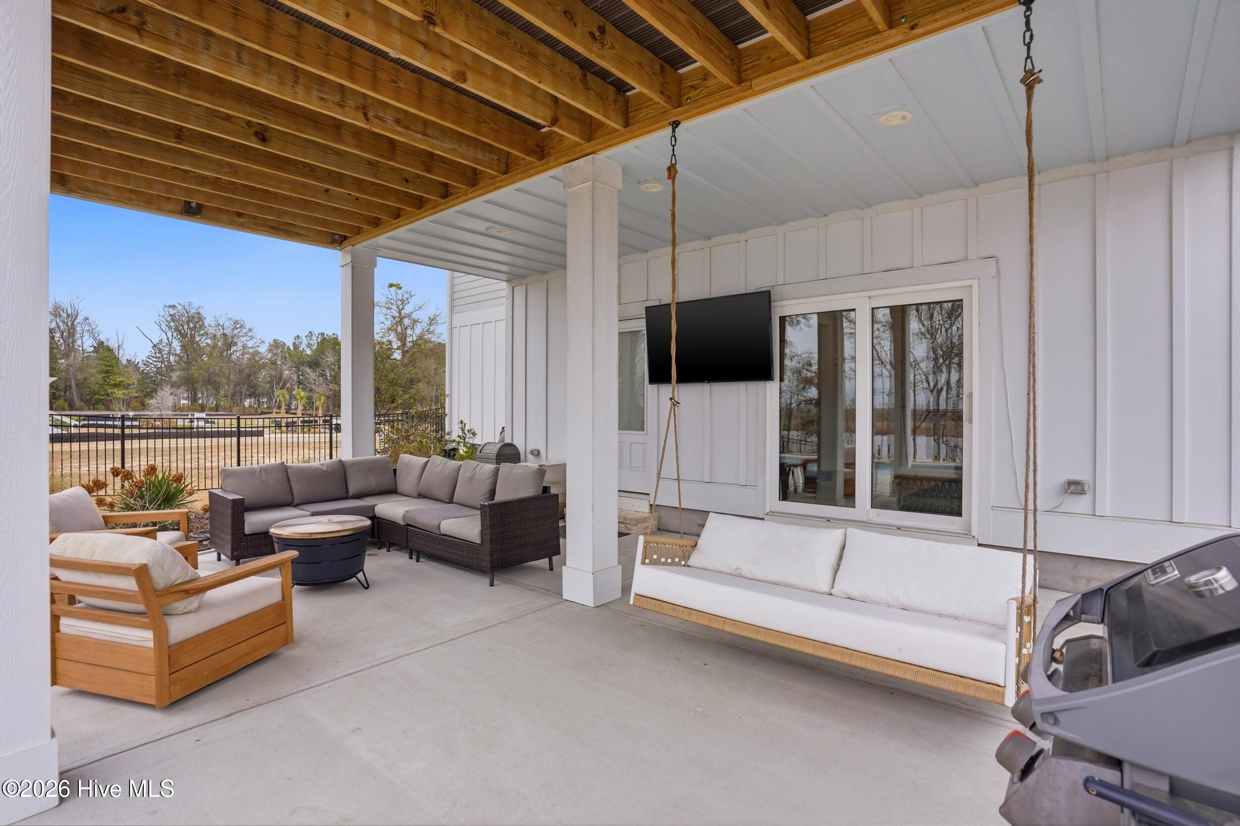 100559672 | Photo 40