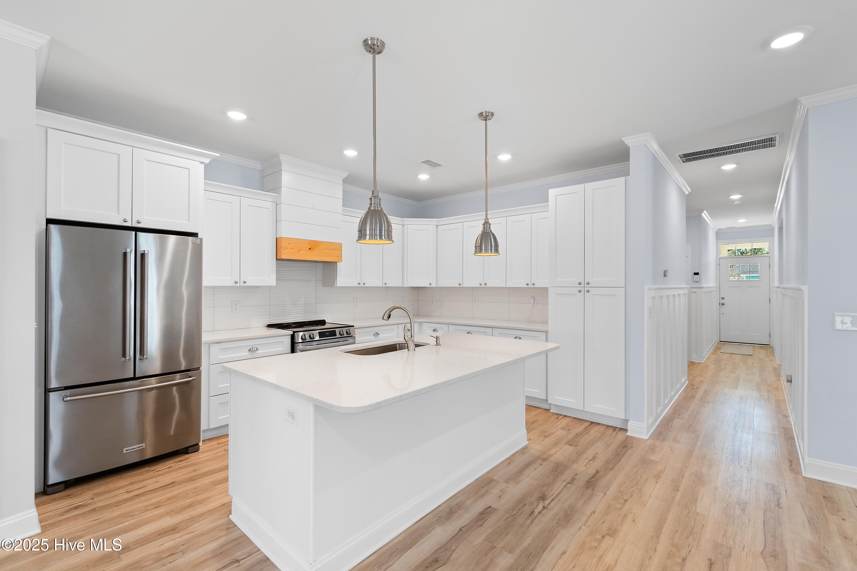 100541024 | Photo 10