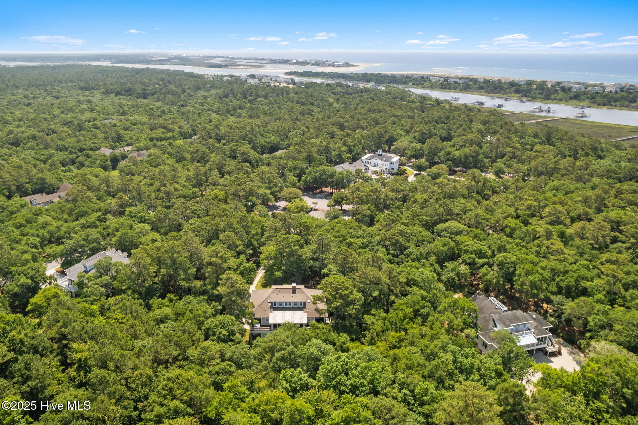 100512246 | Photo 86