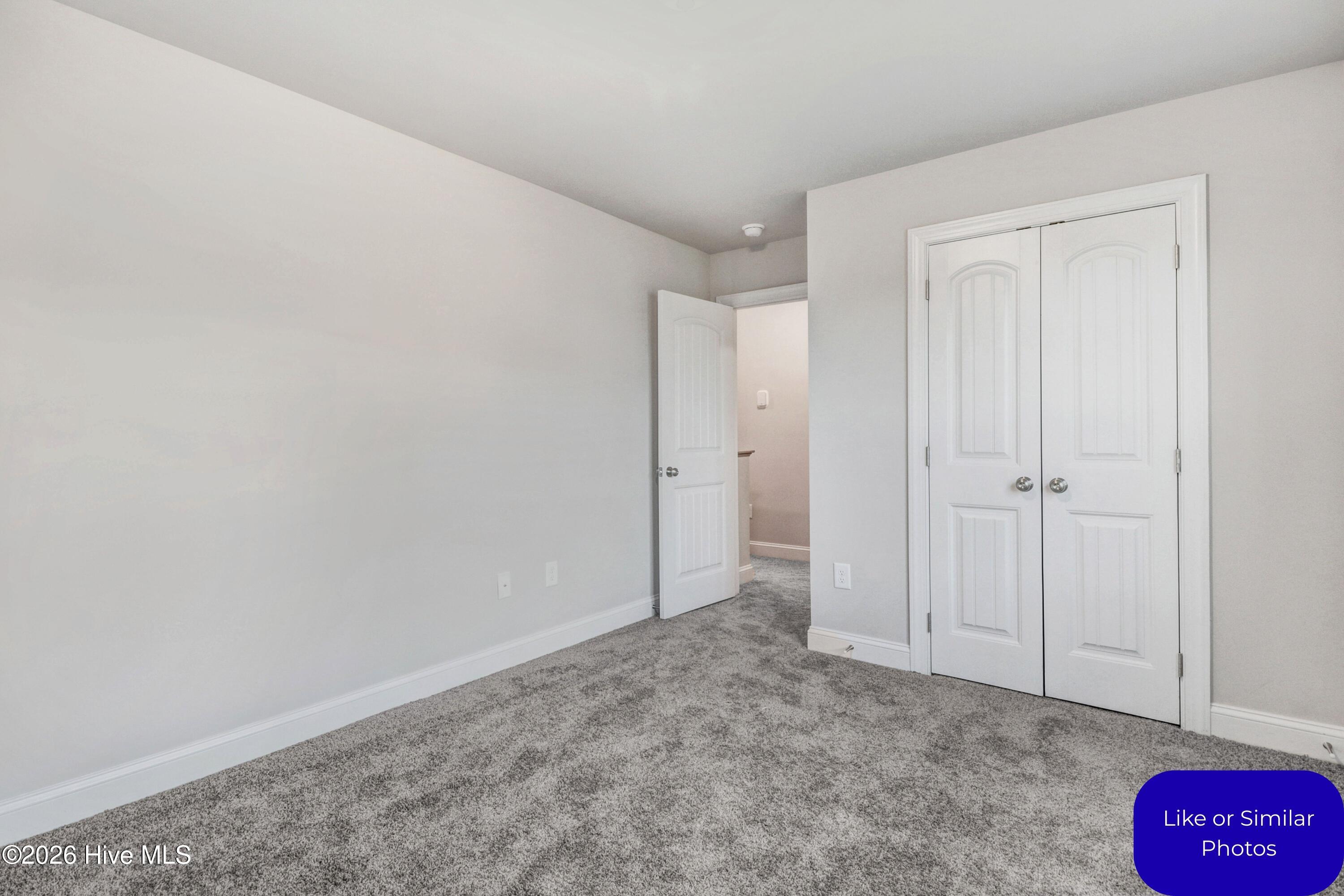 100570215 | Photo 21