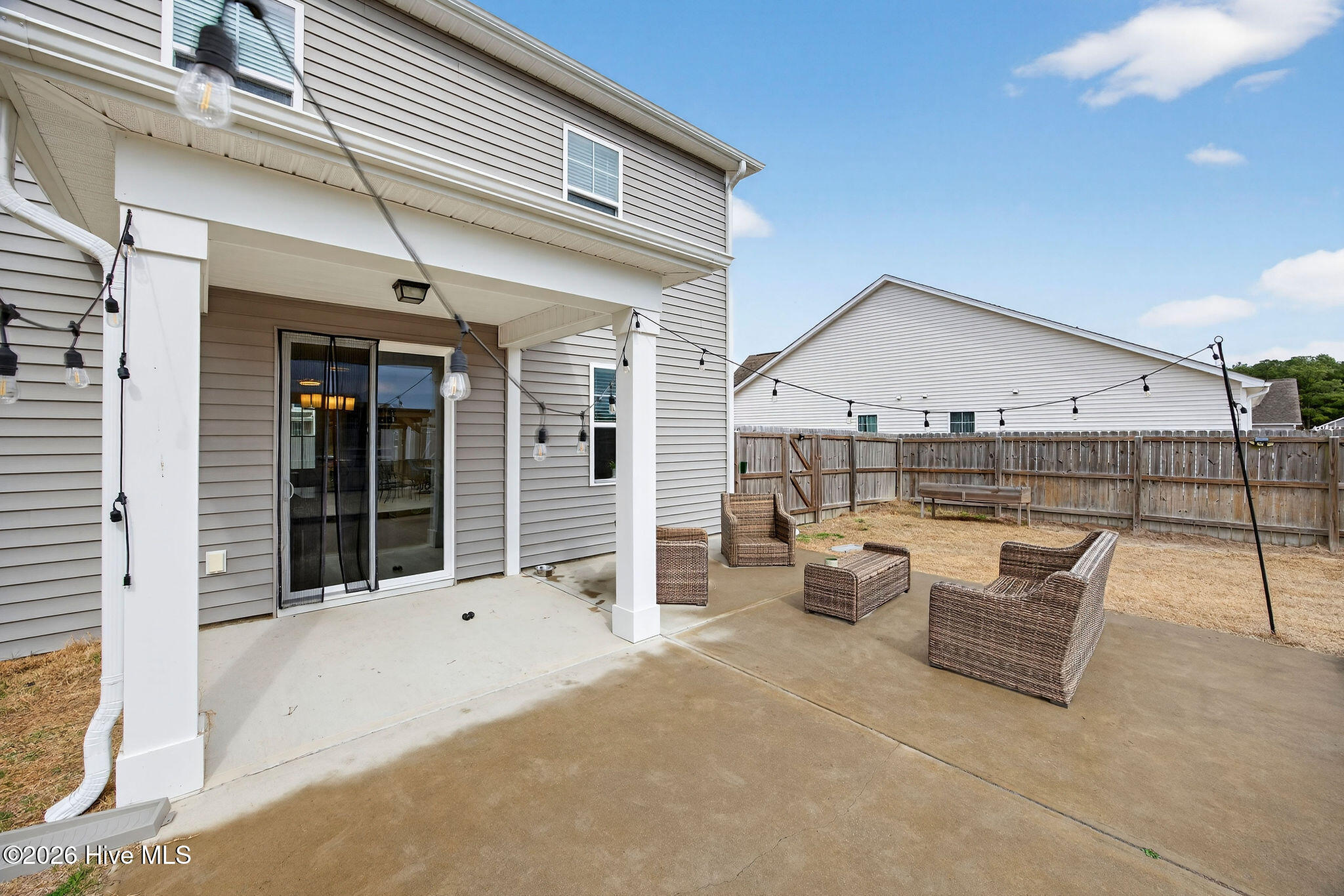 100557202 | Photo 18