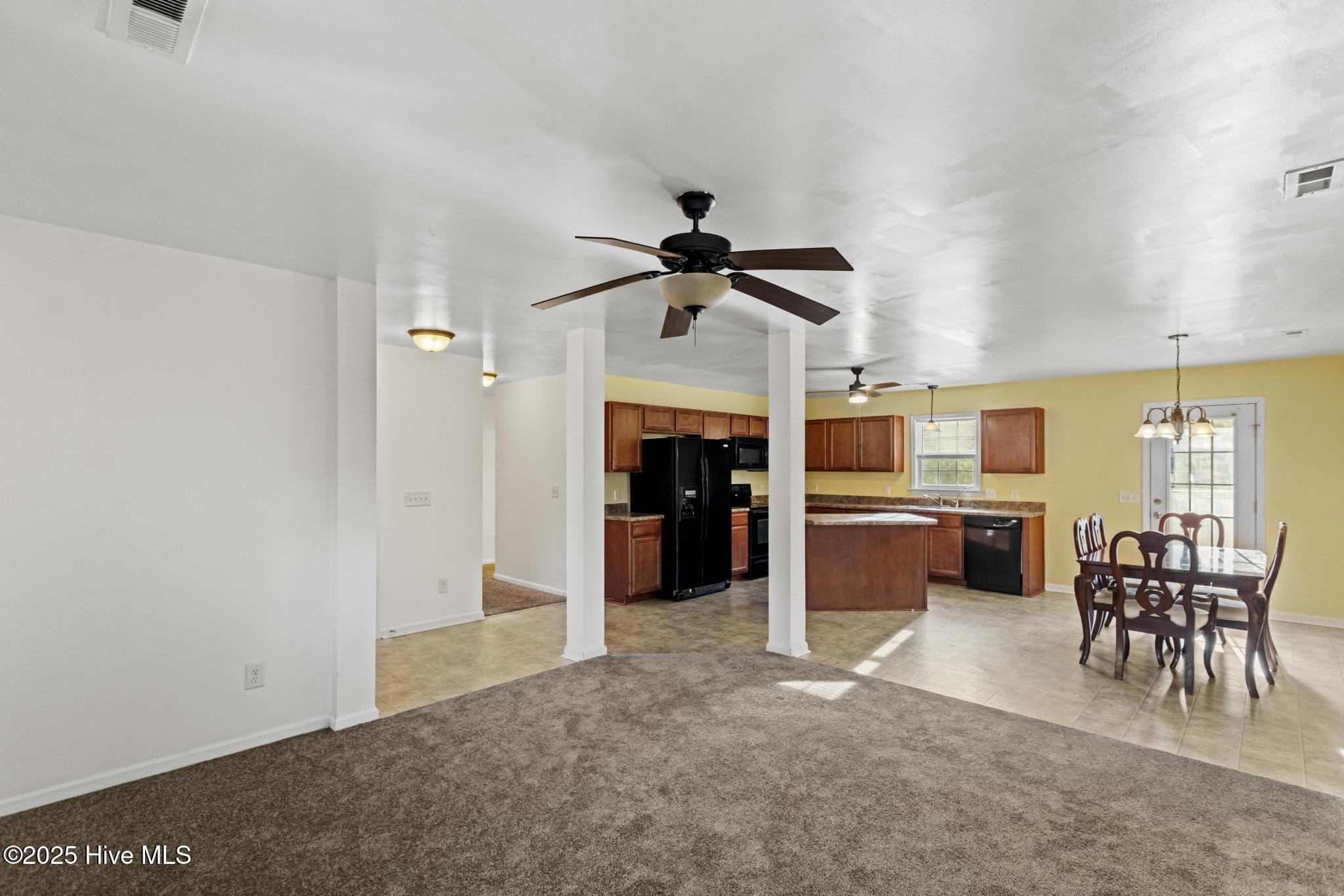 202 Scout Lane, Chinquapin, NC 28521 – photo 8: 425A9358