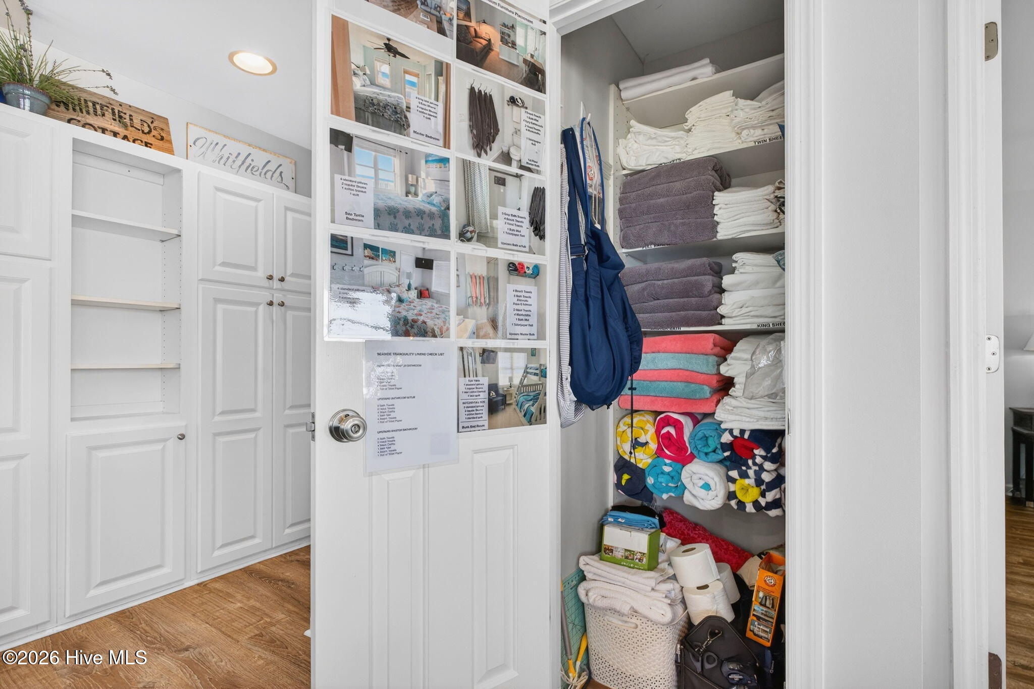 100558520 | Photo 24