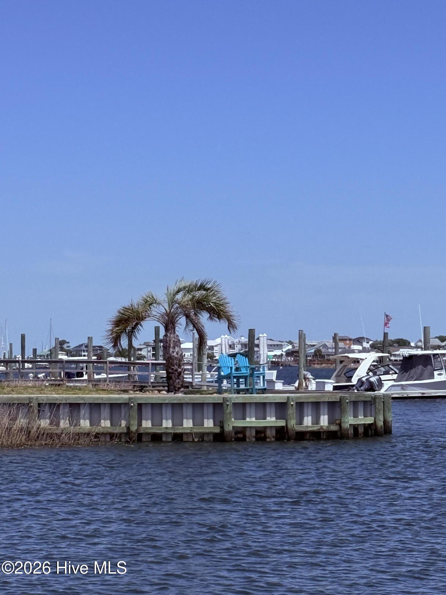 100570413 | Photo 38