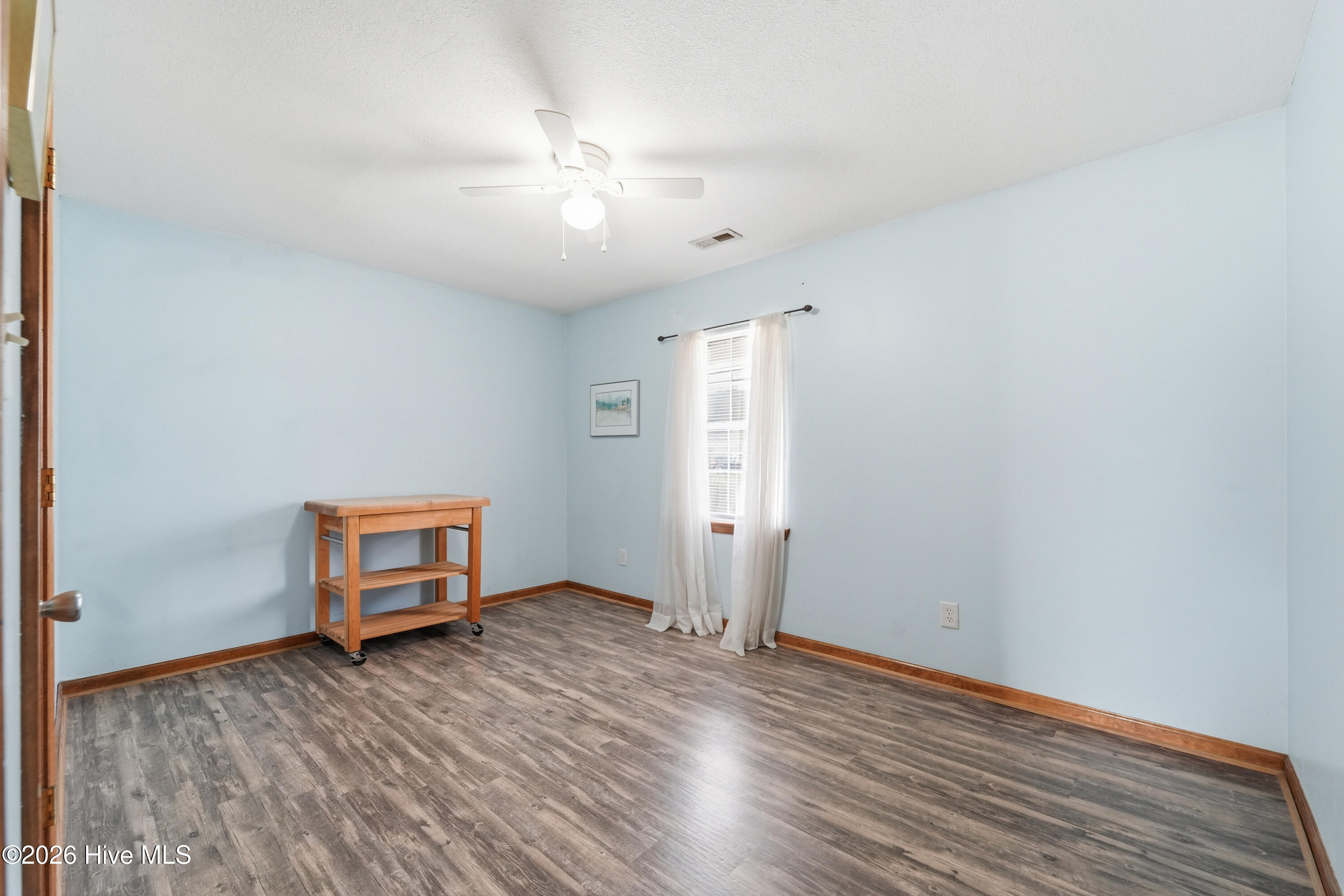 100562378 | Photo 34