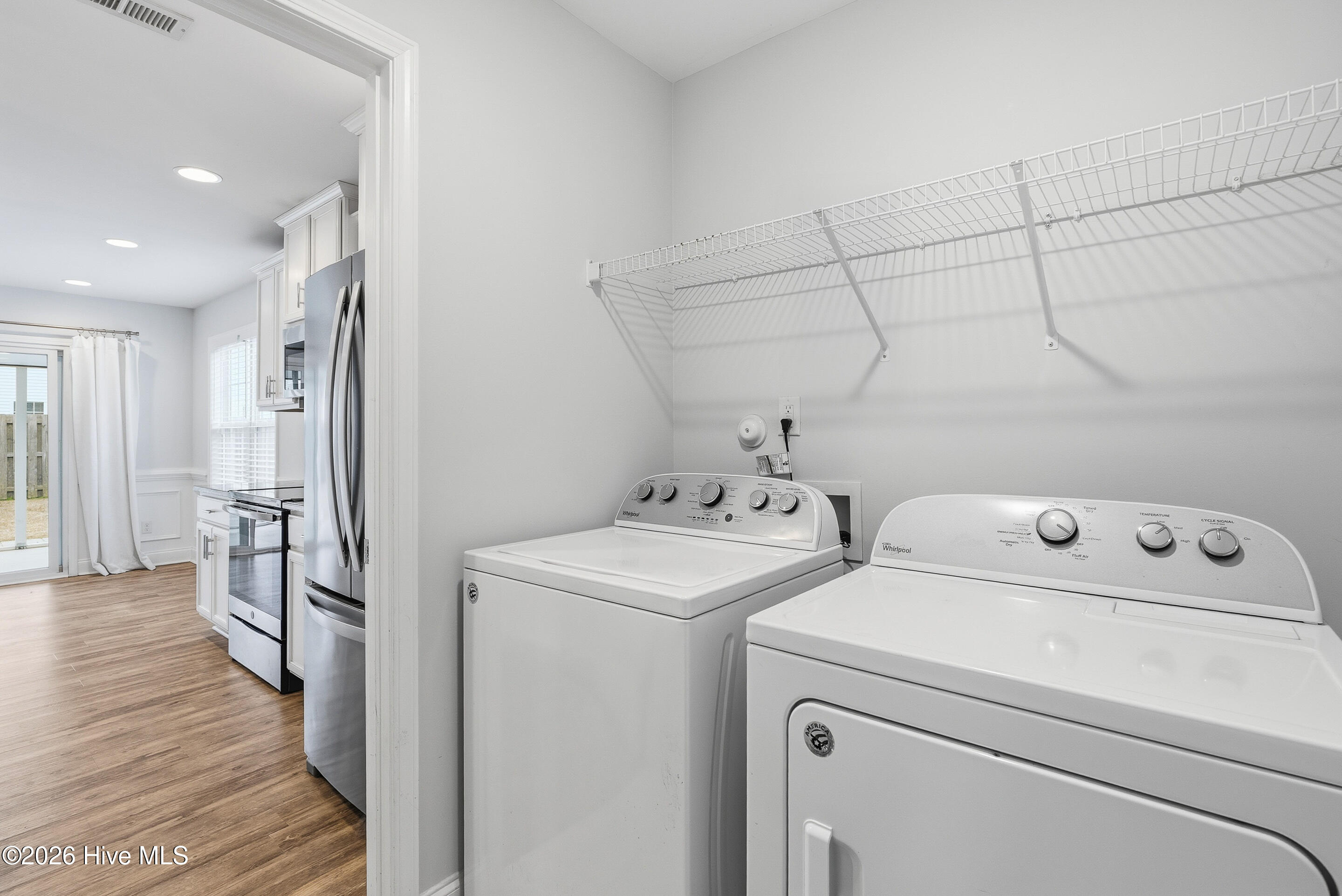 100557566 | Photo 21