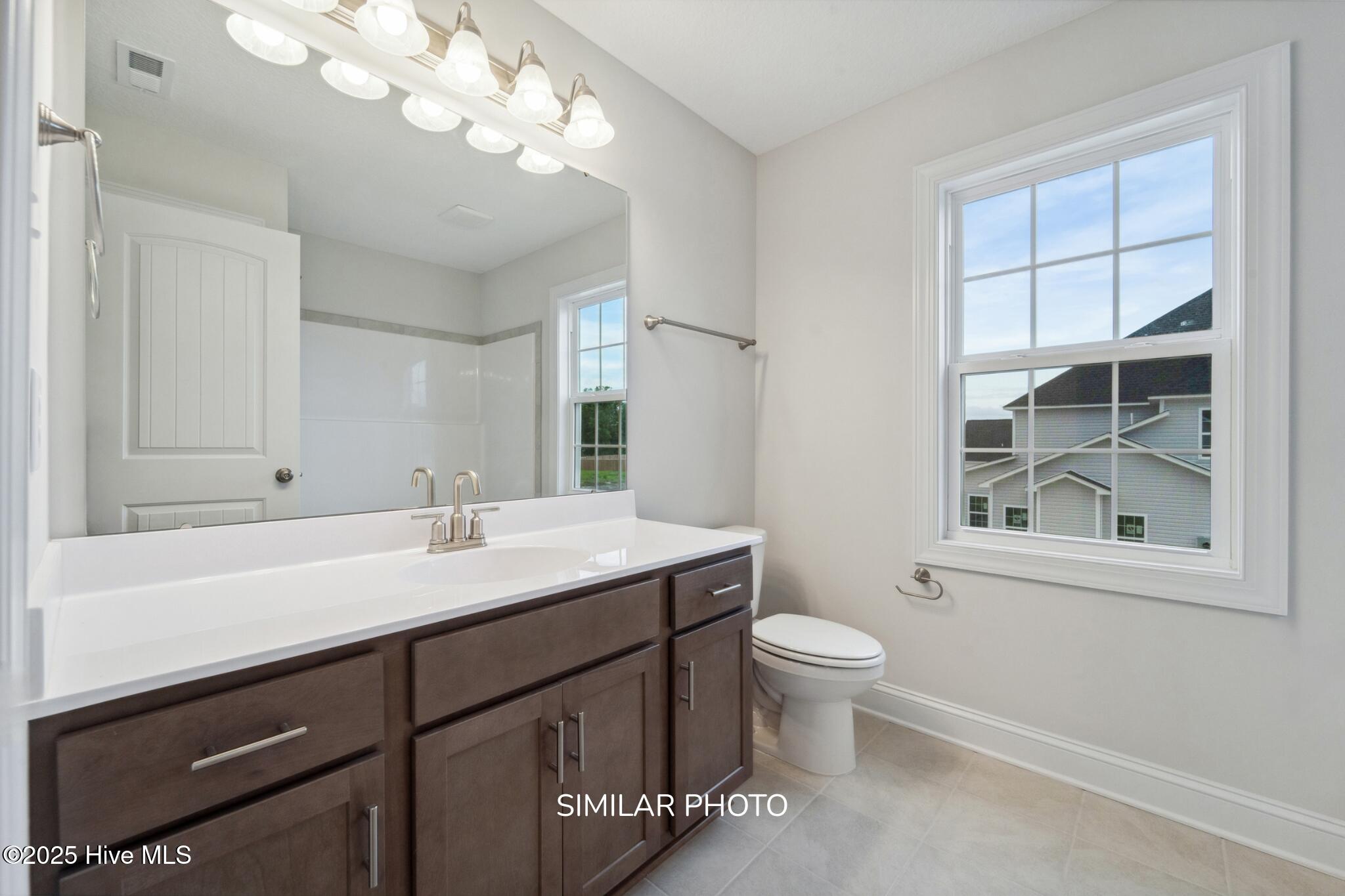 100519948 | Photo 35