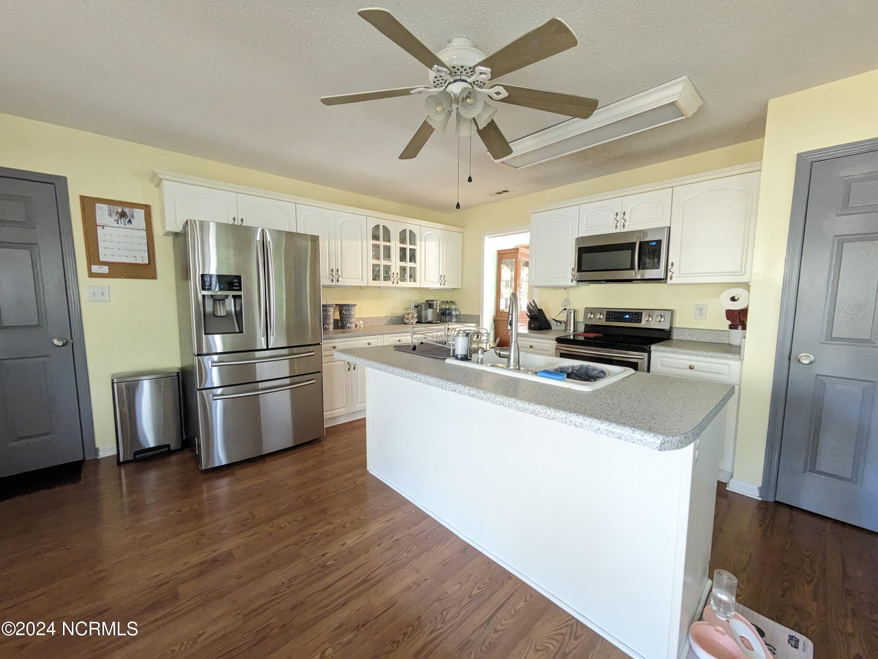117 Longwood Drive, Stella, NC 28582 – photo 13: PXL_20240207_183333211