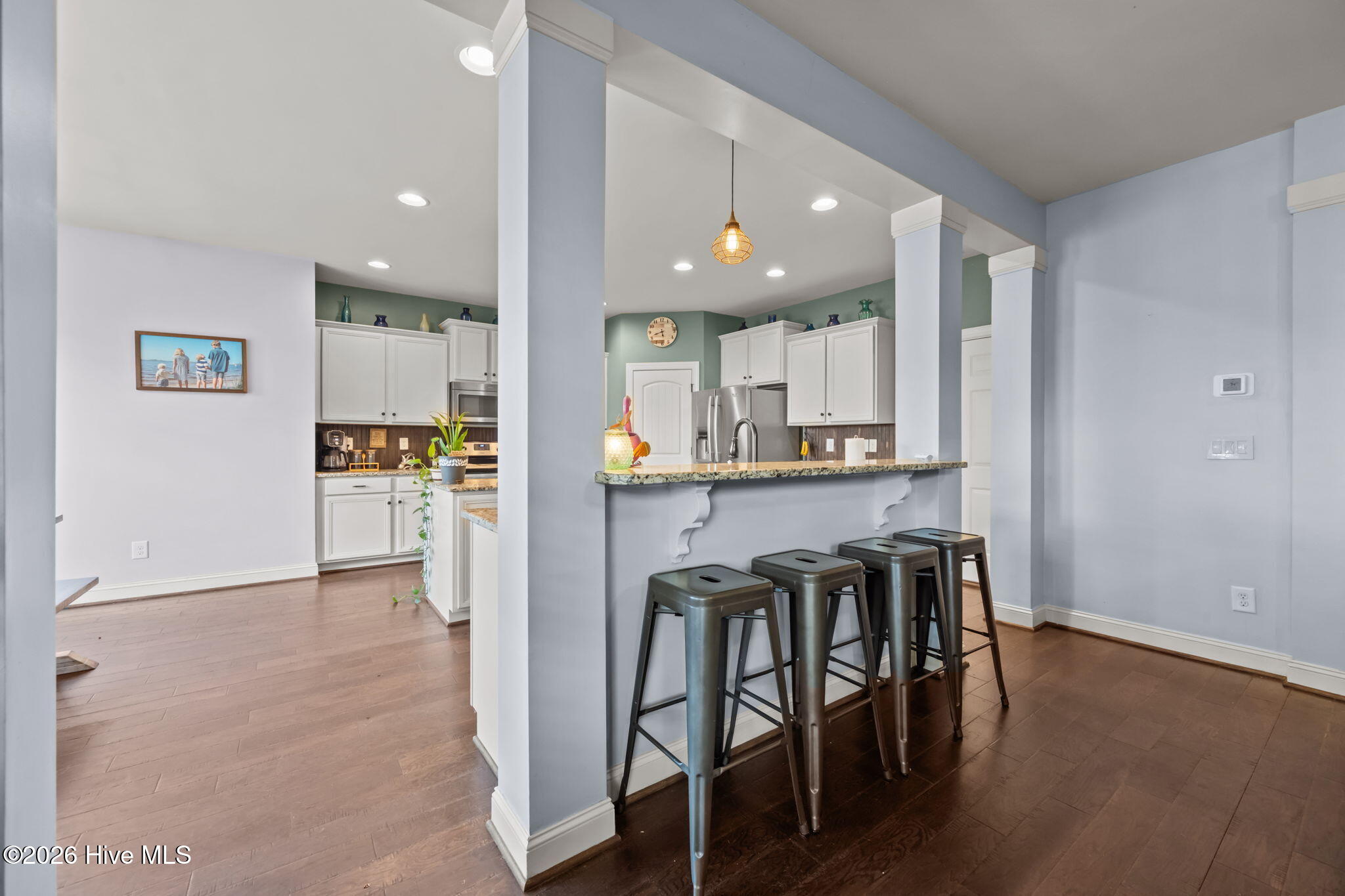 100564669 | Photo 11