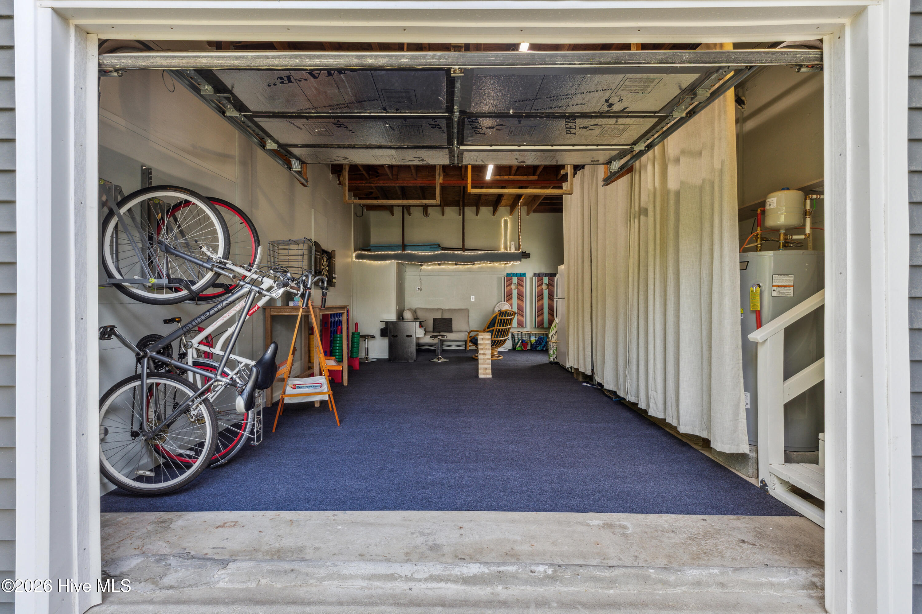 100569125 | Photo 50