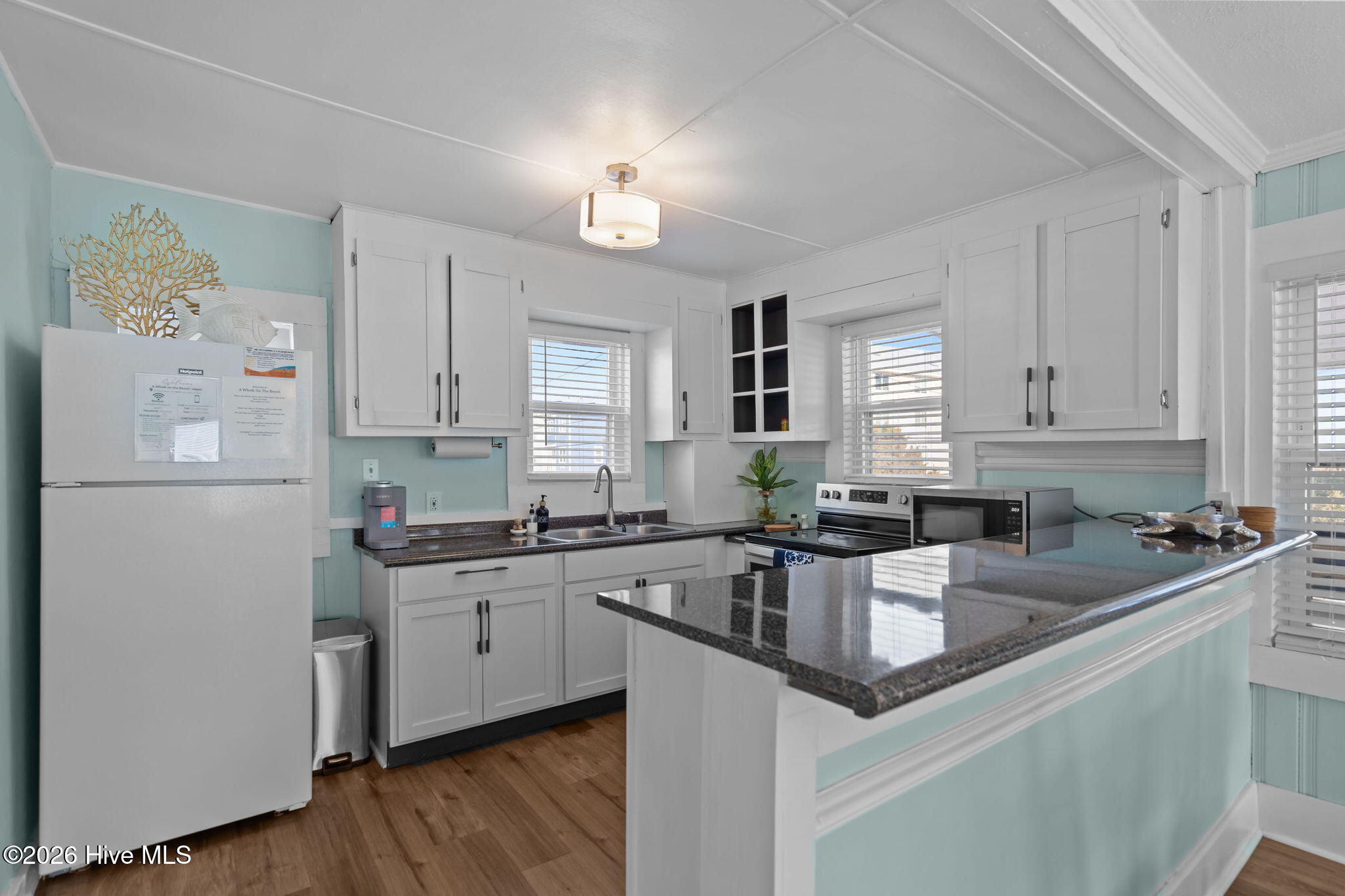 100552359 | Photo 31