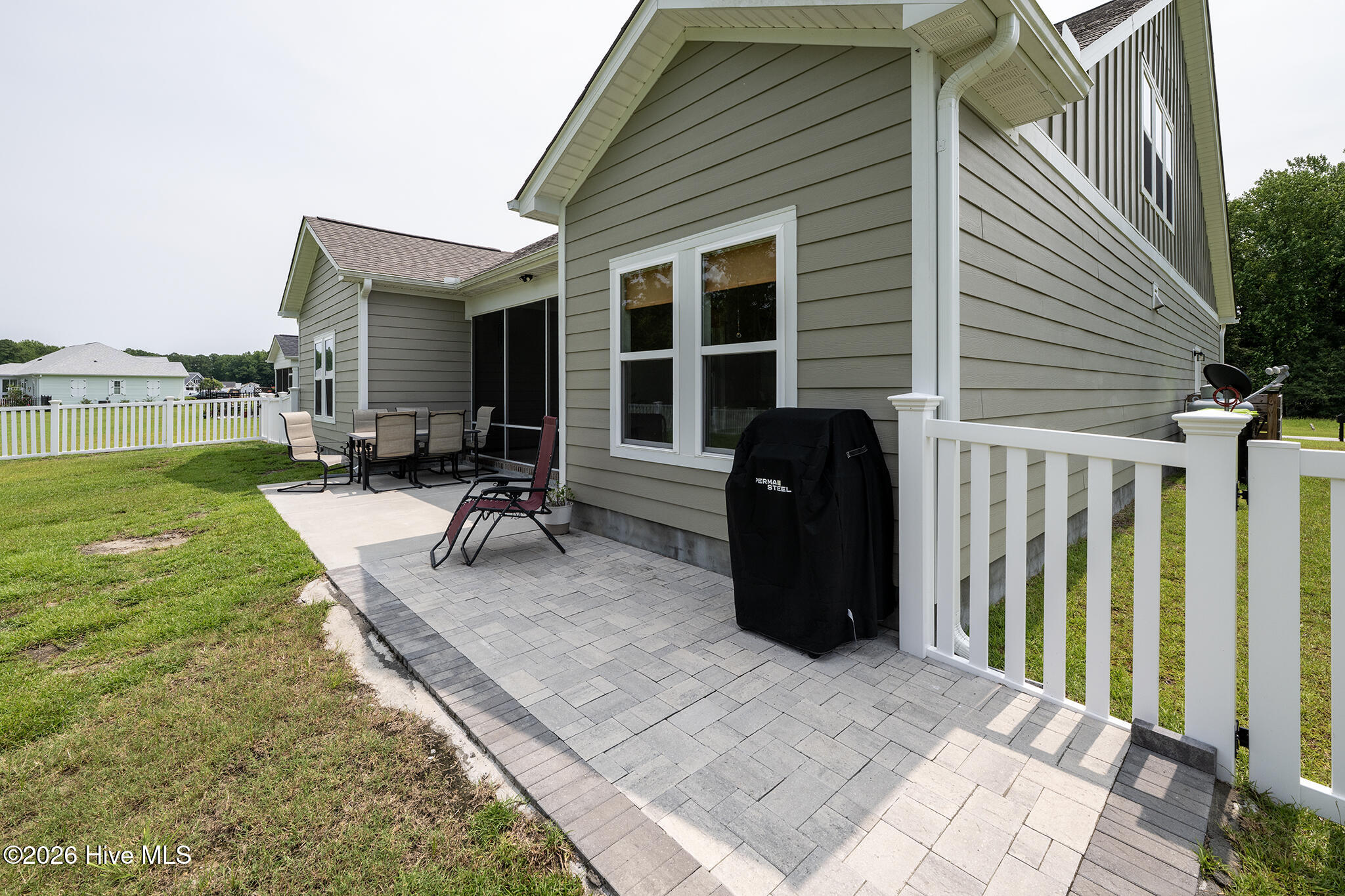 124 S Brightleaf Drive,Minnesott Beach