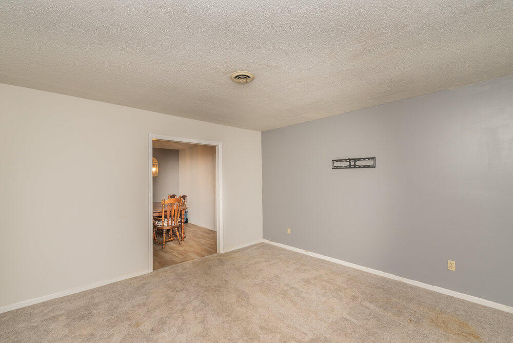 007_4042_fairfax_st_007_862