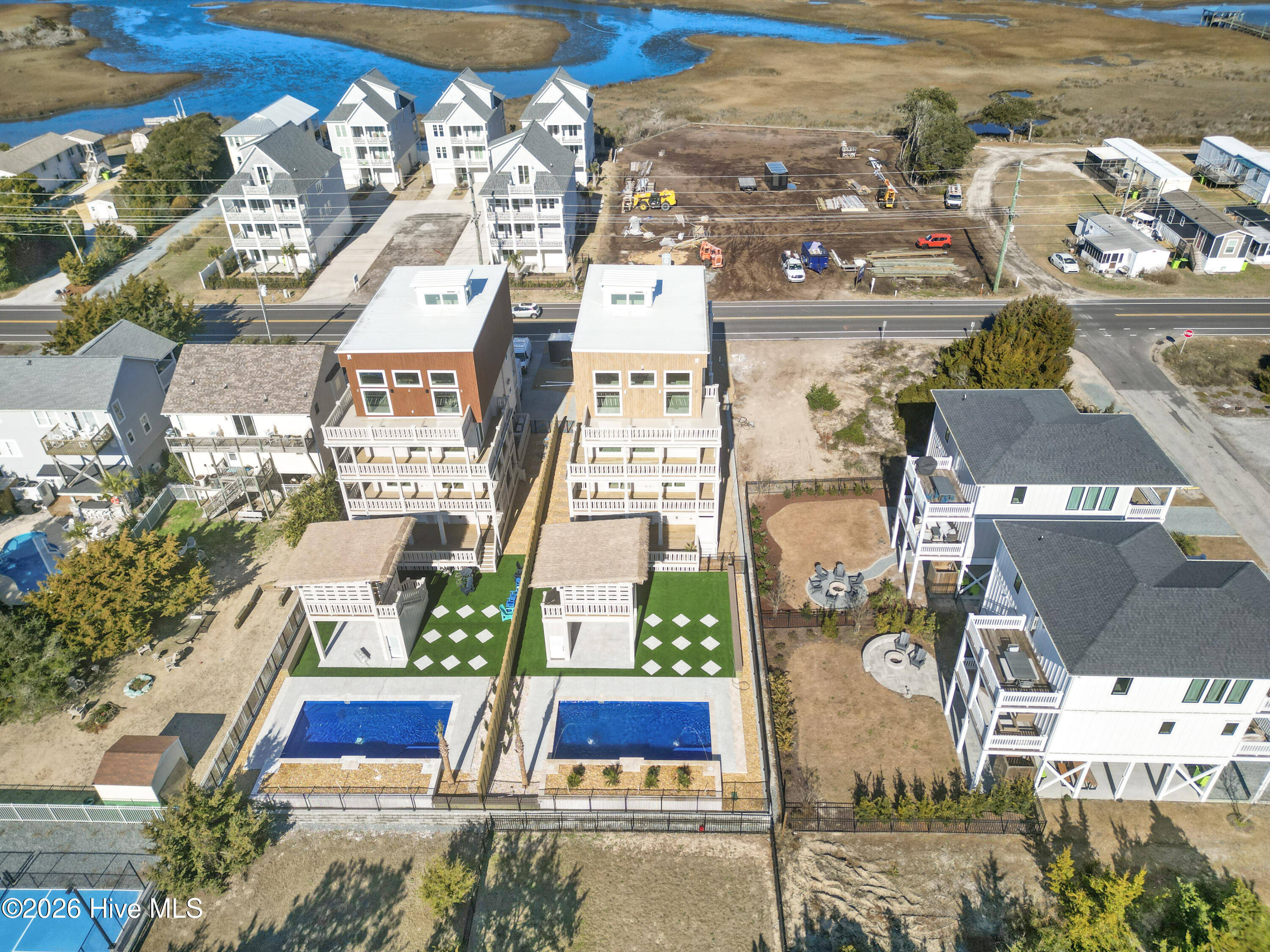 100551953 | Photo 105