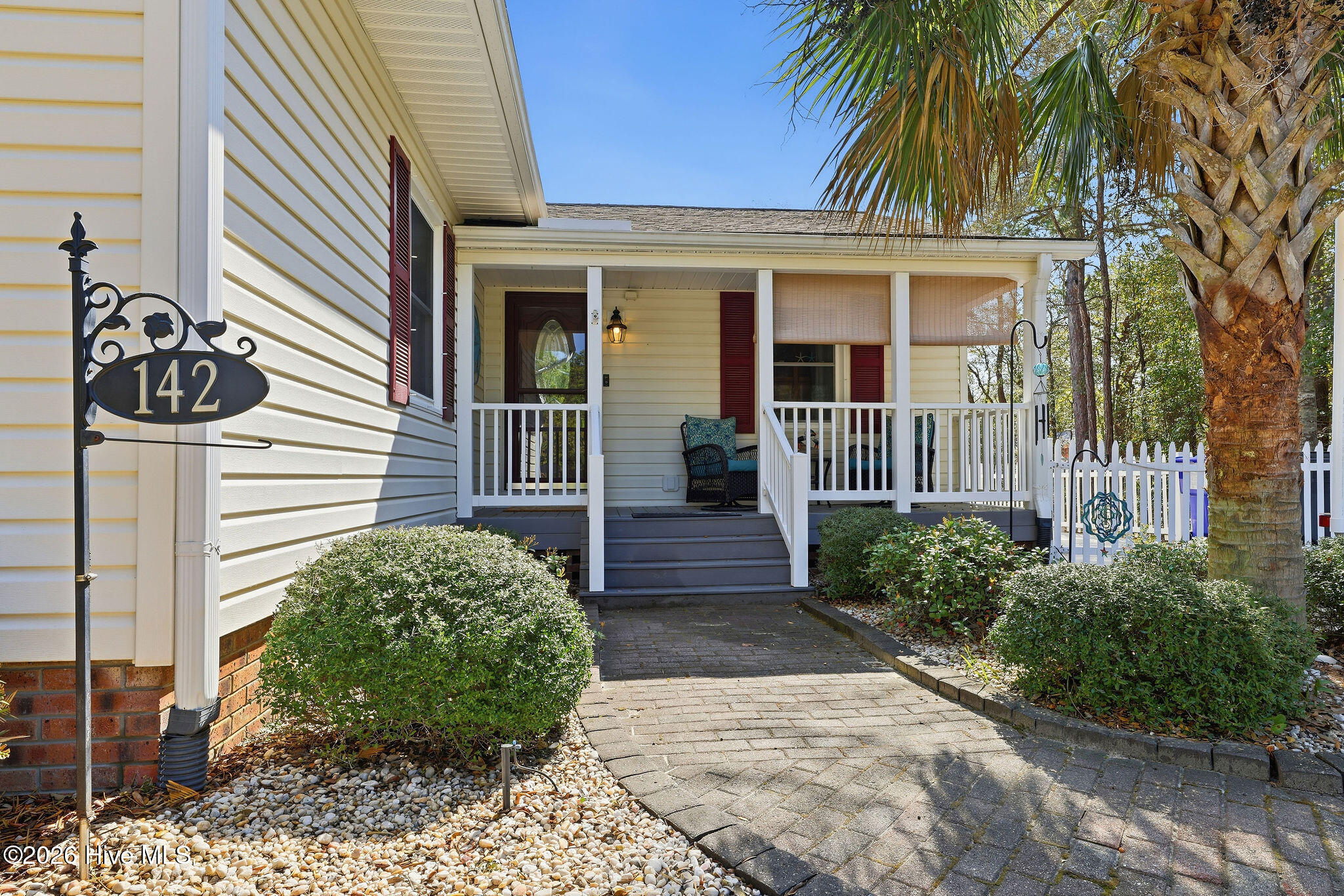 100564748 | Photo 17