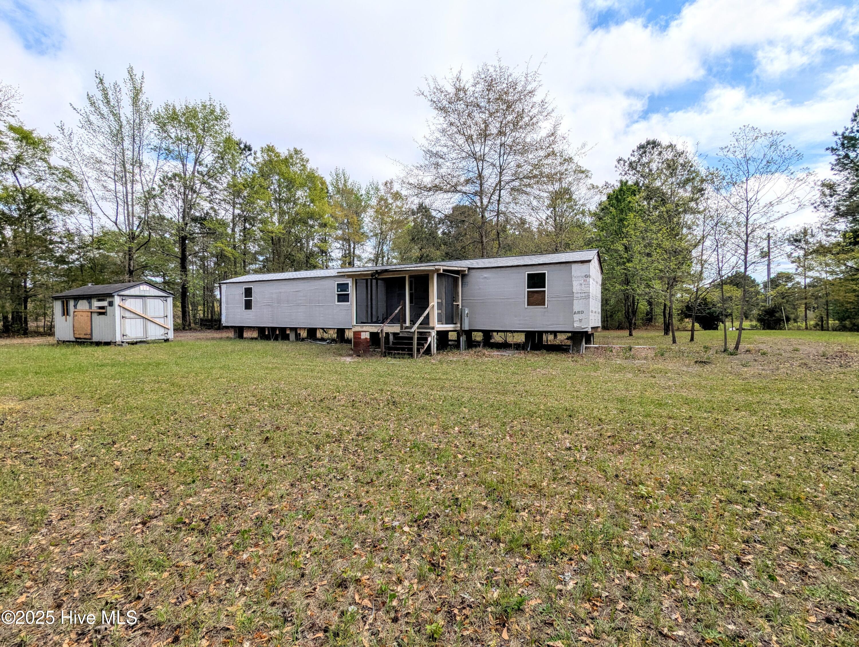 Homes for sale in Burgaw, NC | 116 Branch Dr, Burgaw, NC 28425 | MLS# 100553472