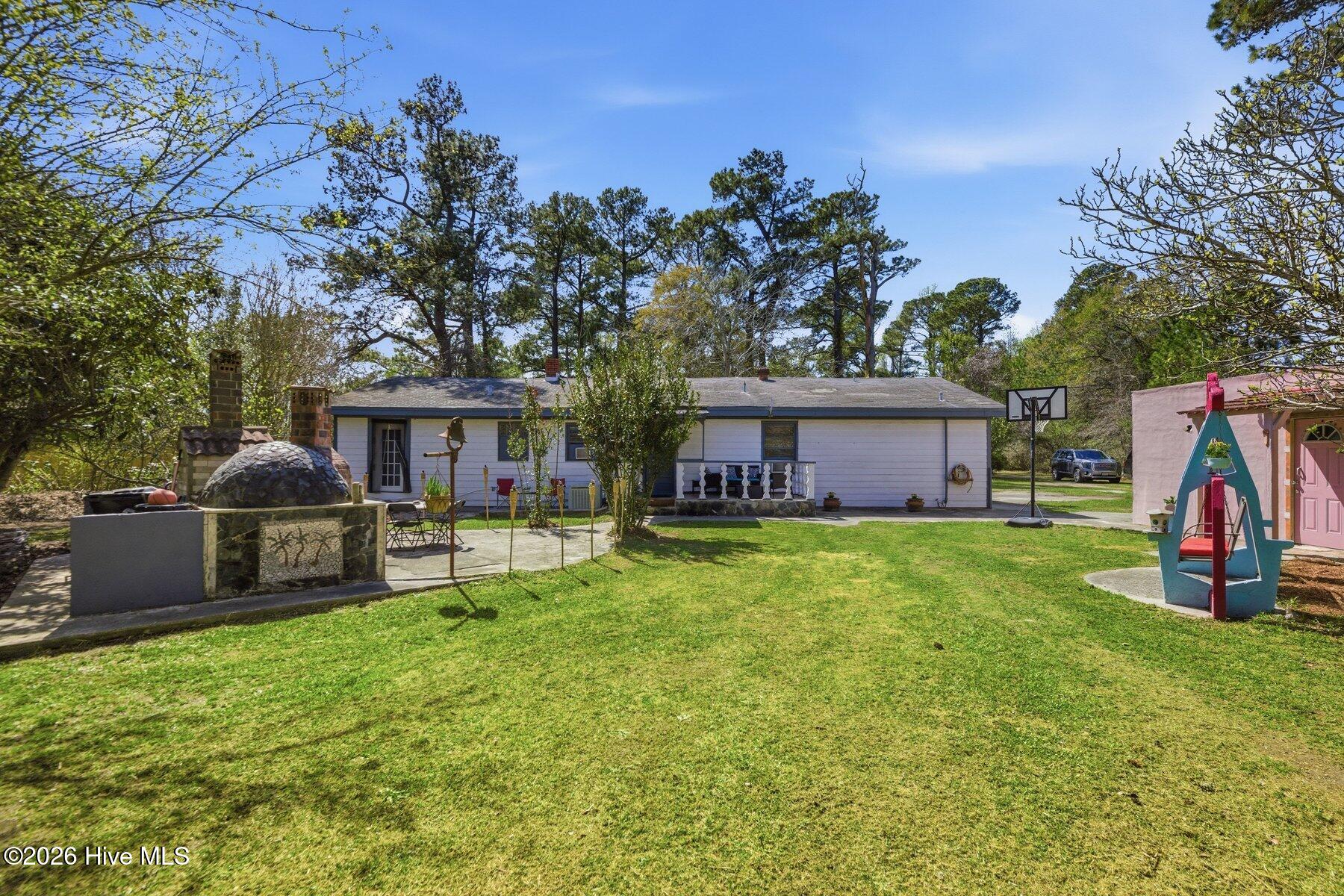 100562175 | Photo 11