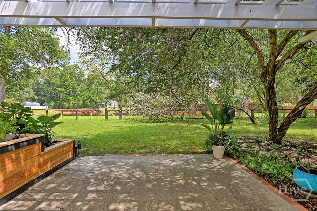 10 W Sagebrush Lane