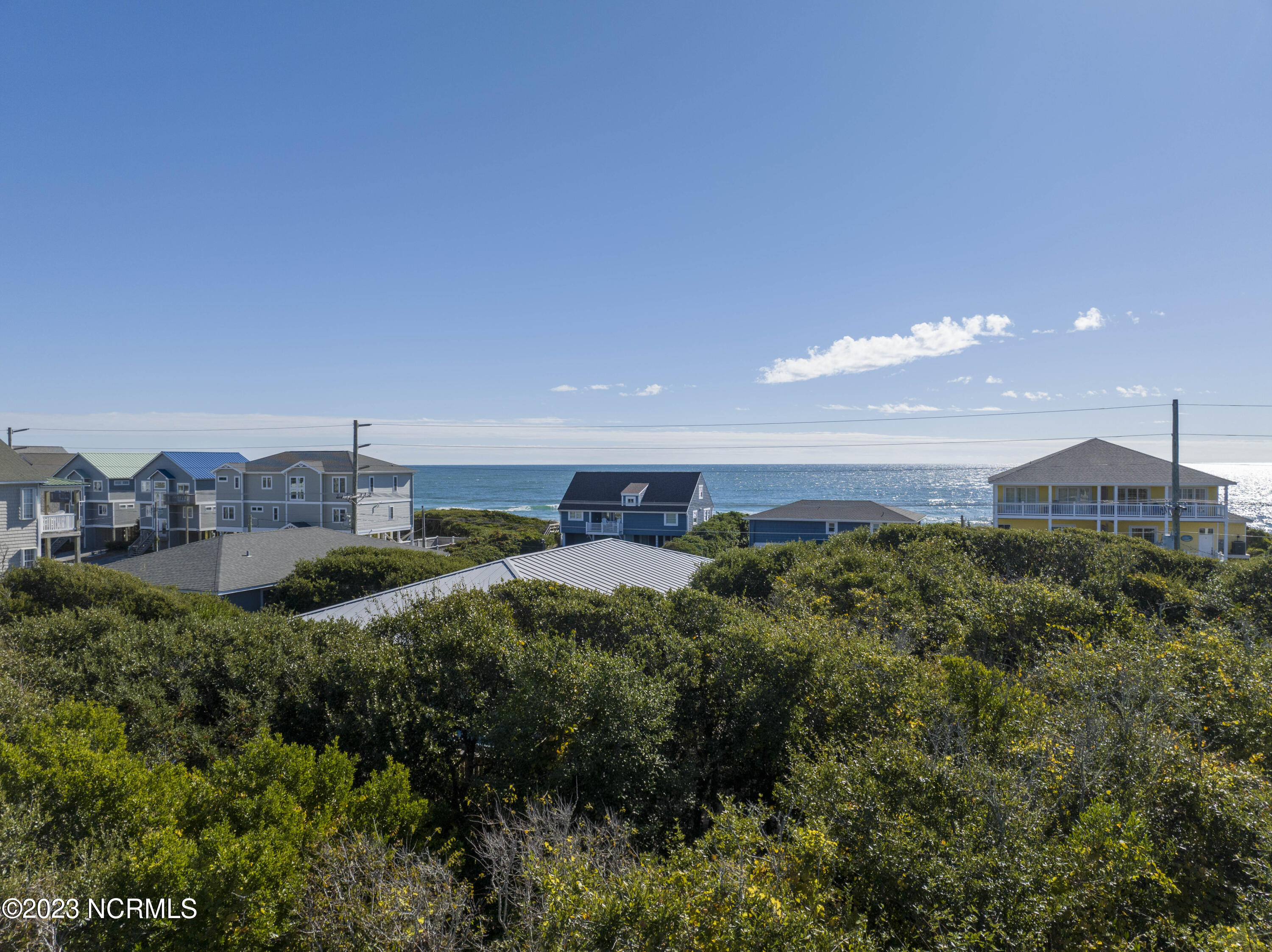 100570104 | Photo 18