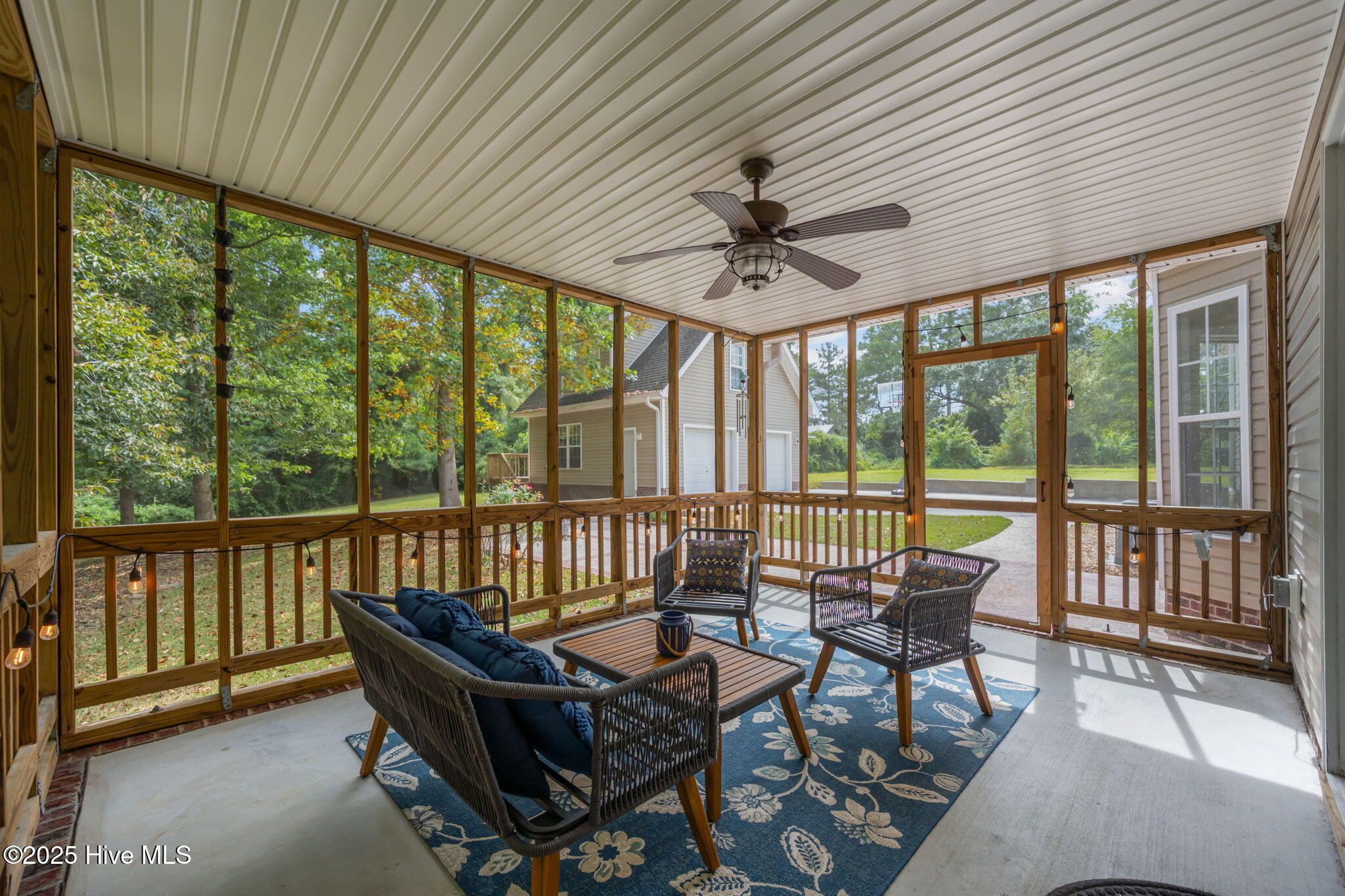 403 Country Club Drive, Jacksonville, NC 28546 – photo 18: 19-web-or-mls-17