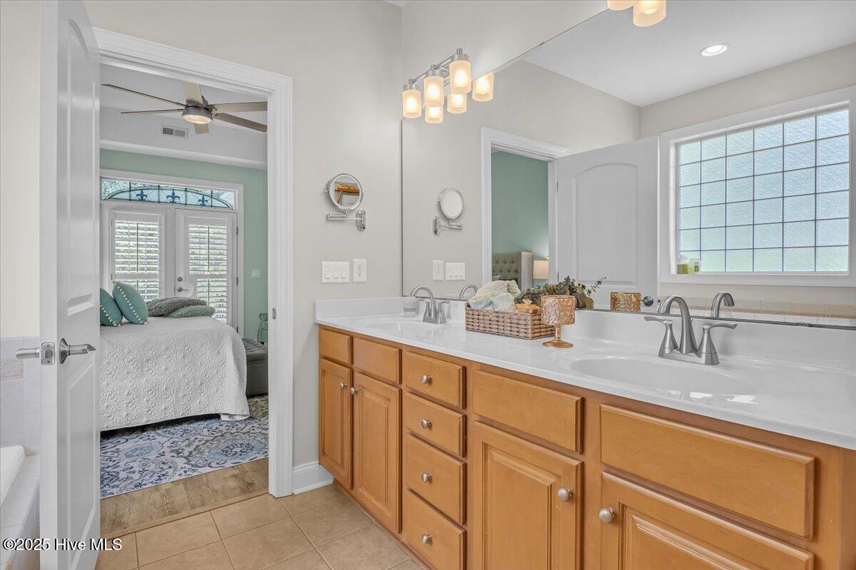 100544439 | Photo 31