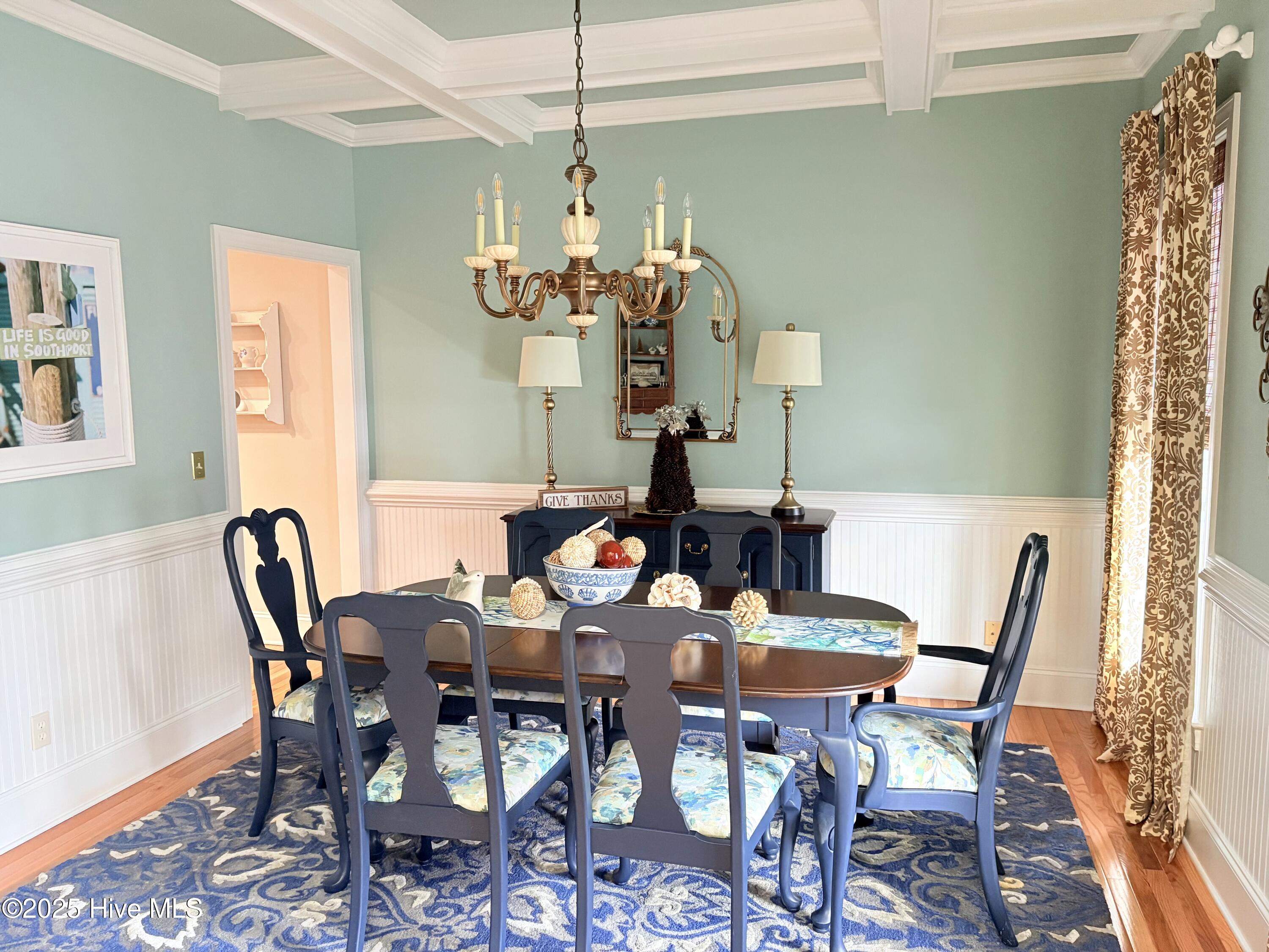 100525982 | Photo 24