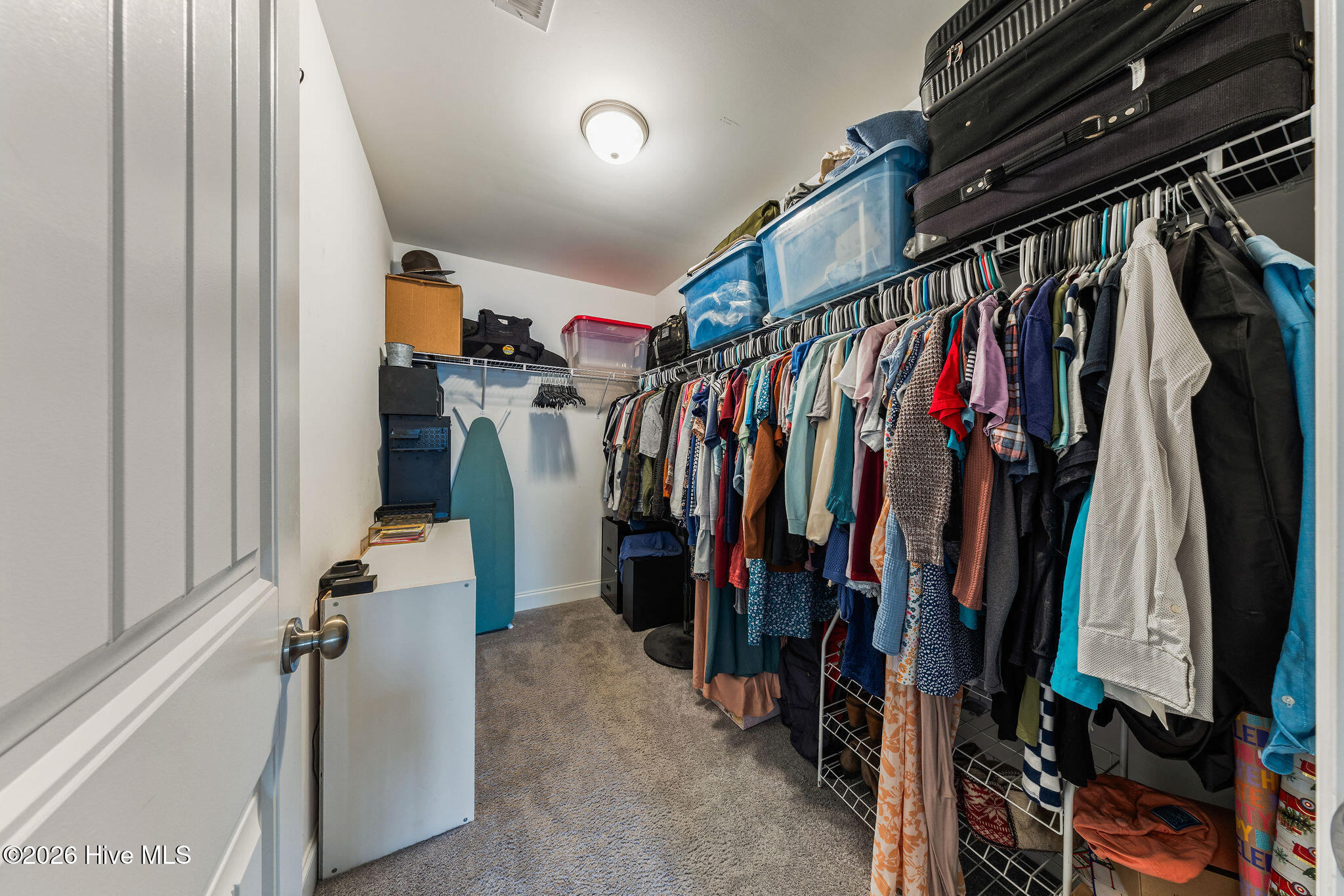 100548574 | Photo 18