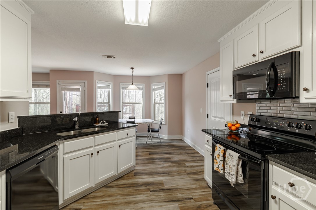 271 Oxmoor Close
