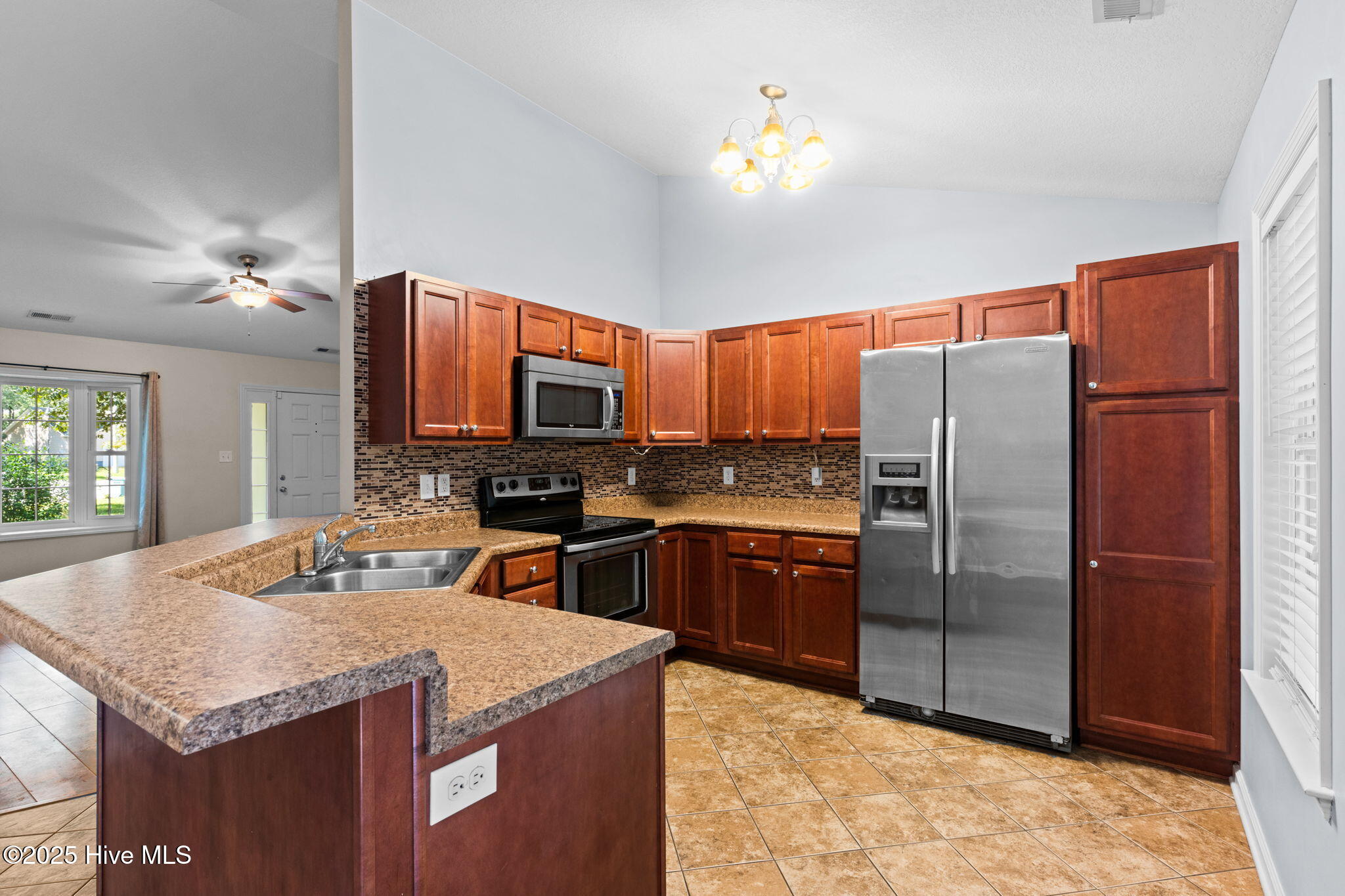173 Live Oak Drive, Jacksonville, NC 28540 – photo 23: 29-web-or-mls-CAMMediaLLC.com (32 of 52)