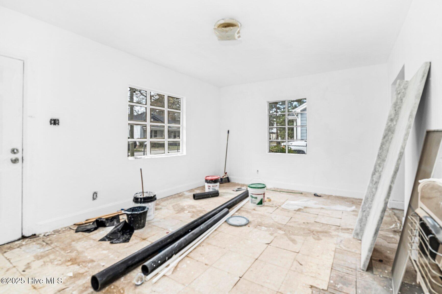 005-740LongAvenue-RockyMount-NC-27801-SM