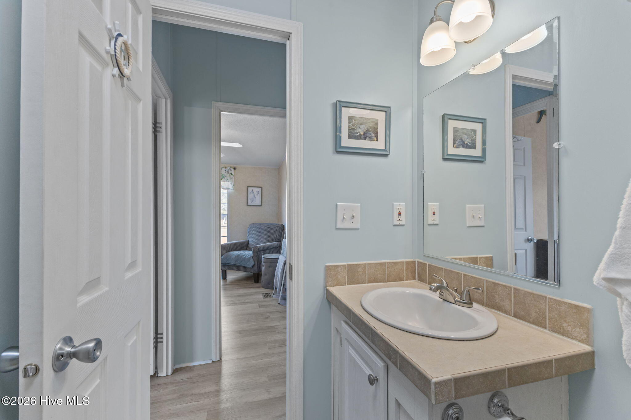 100558505 | Photo 24