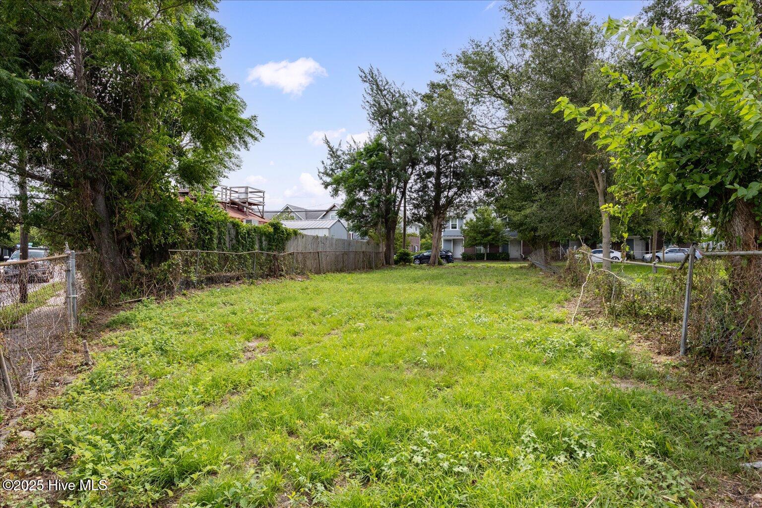 100519890 | Photo 15