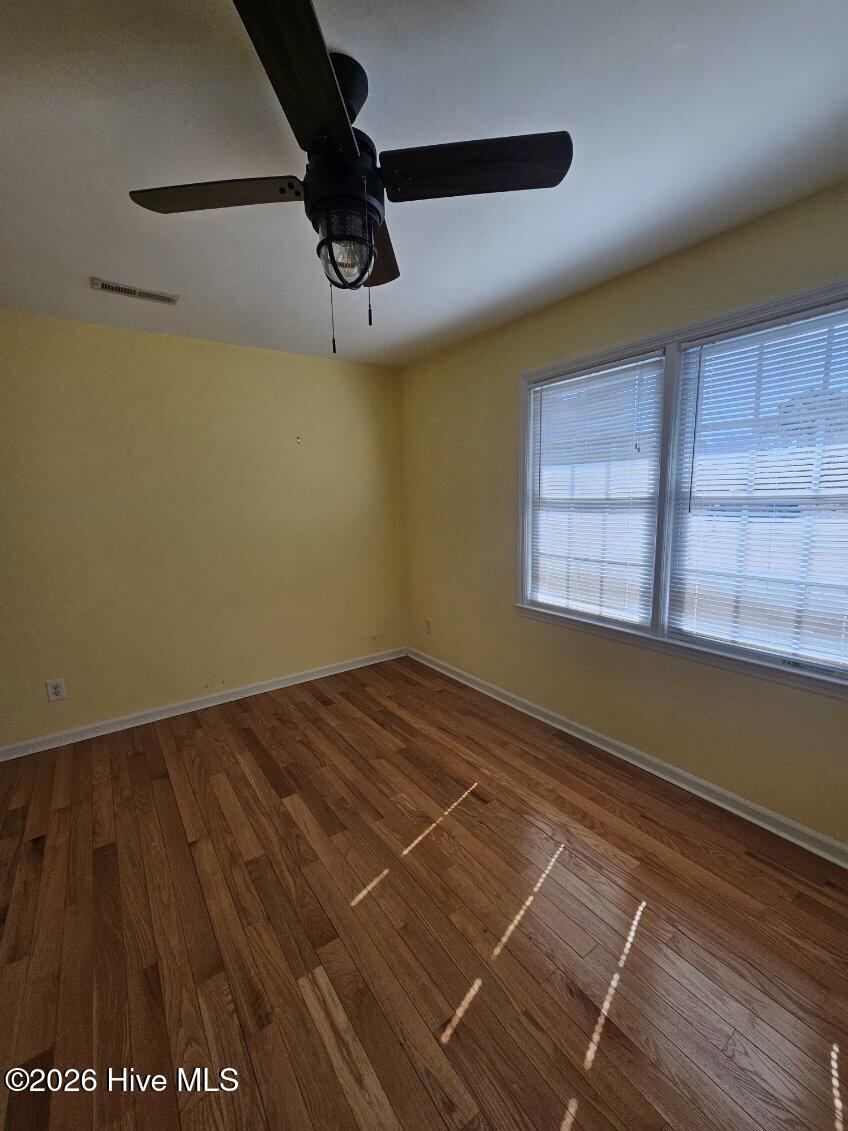 100554436 | Photo 21