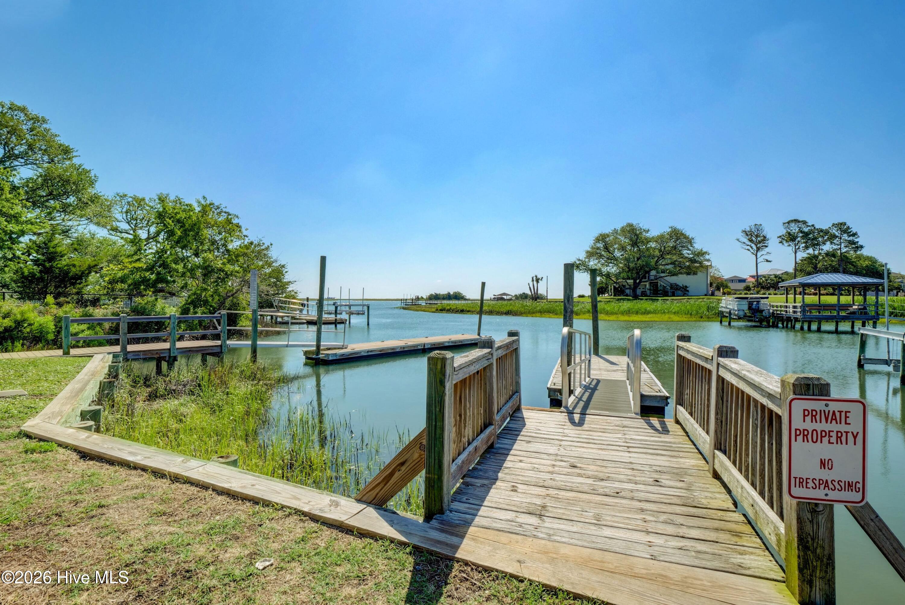 100567806 | Photo 65