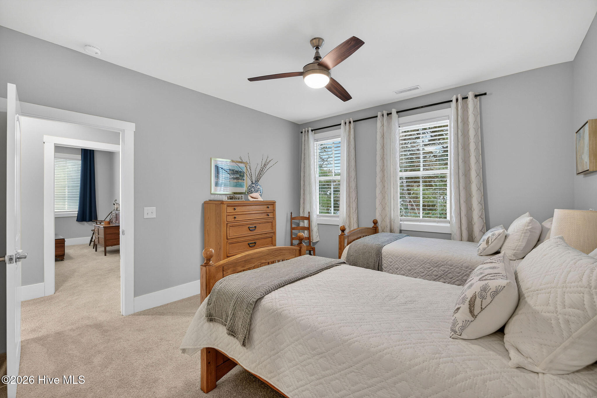 100552551 | Photo 32