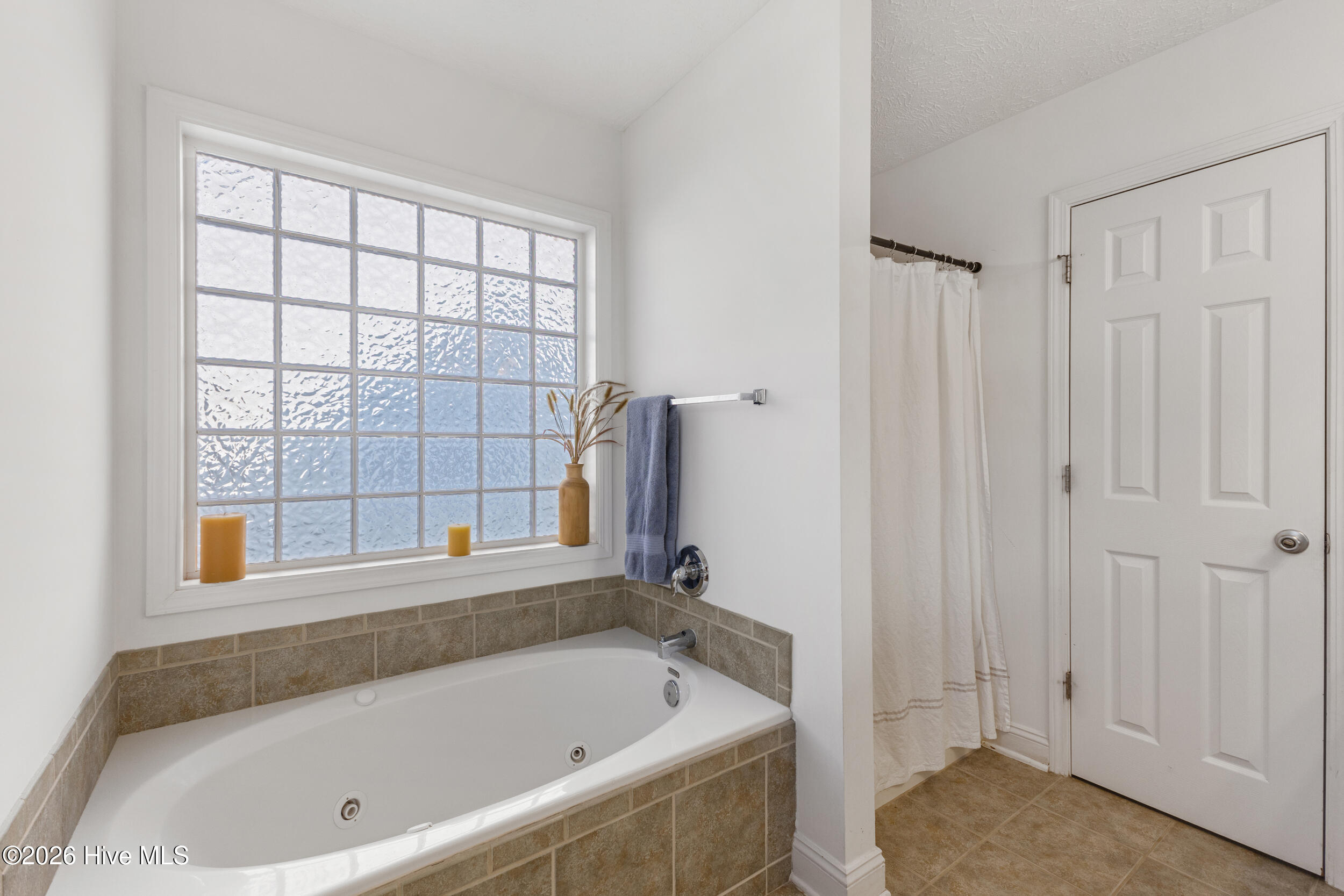 100564970 | Photo 18