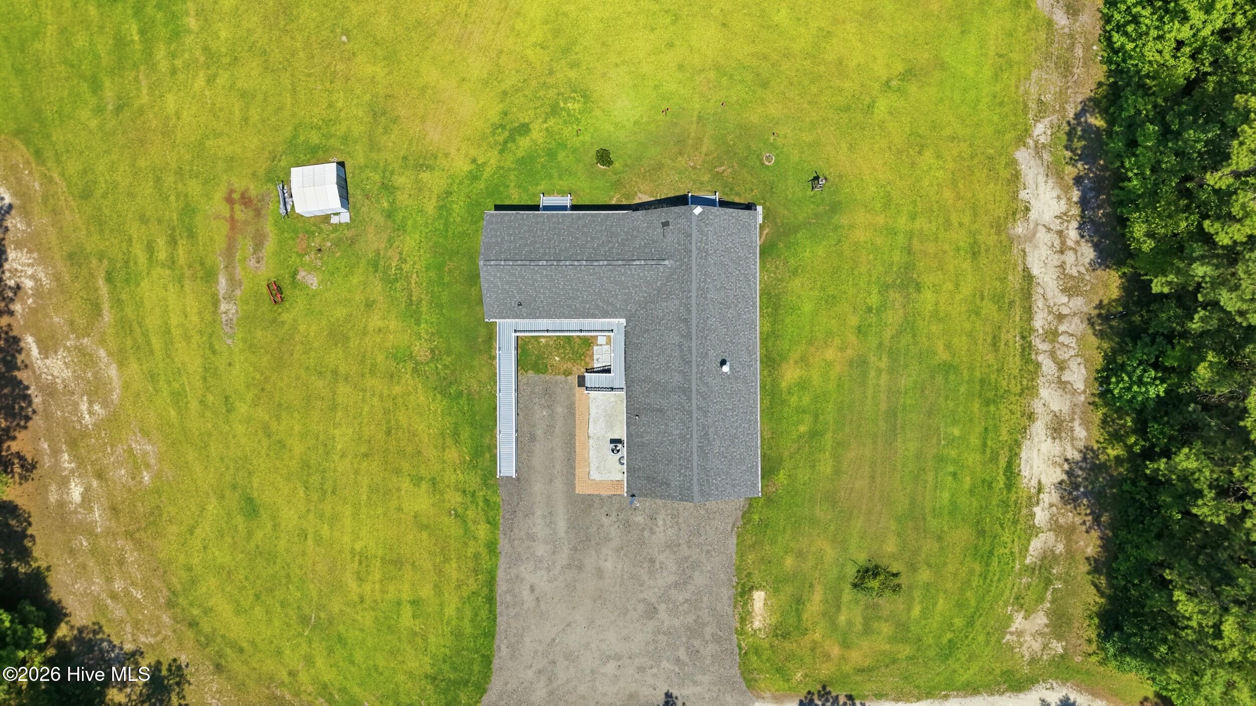 100588909 | Photo 37